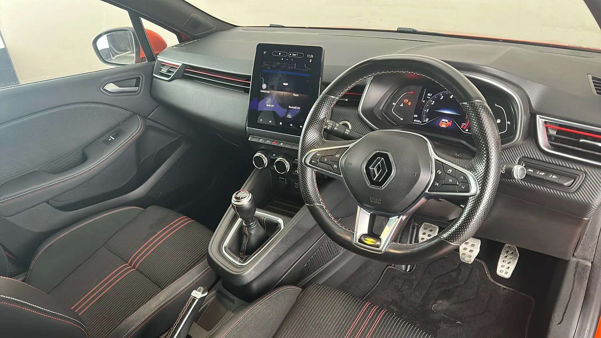 2019 RENAULT CLIO 2019 RENAULT CLIO