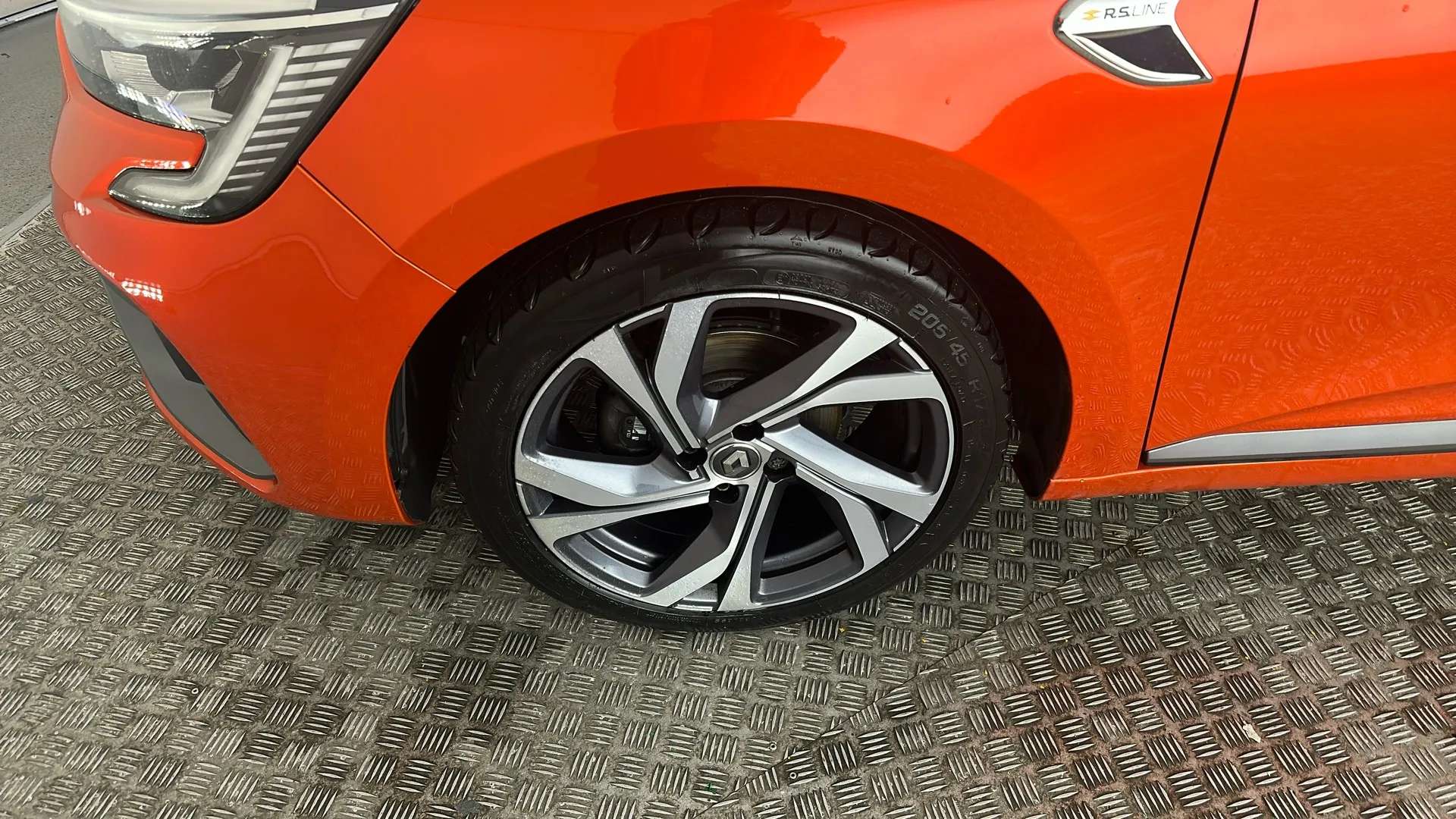 2019 RENAULT CLIO 2019 RENAULT CLIO