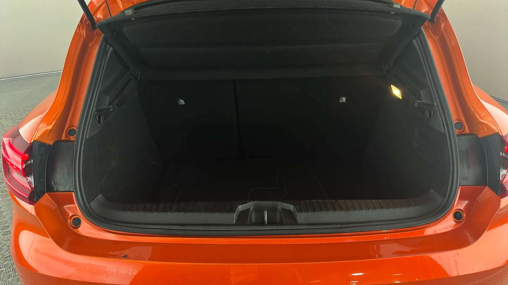 2019 RENAULT CLIO 2019 RENAULT CLIO