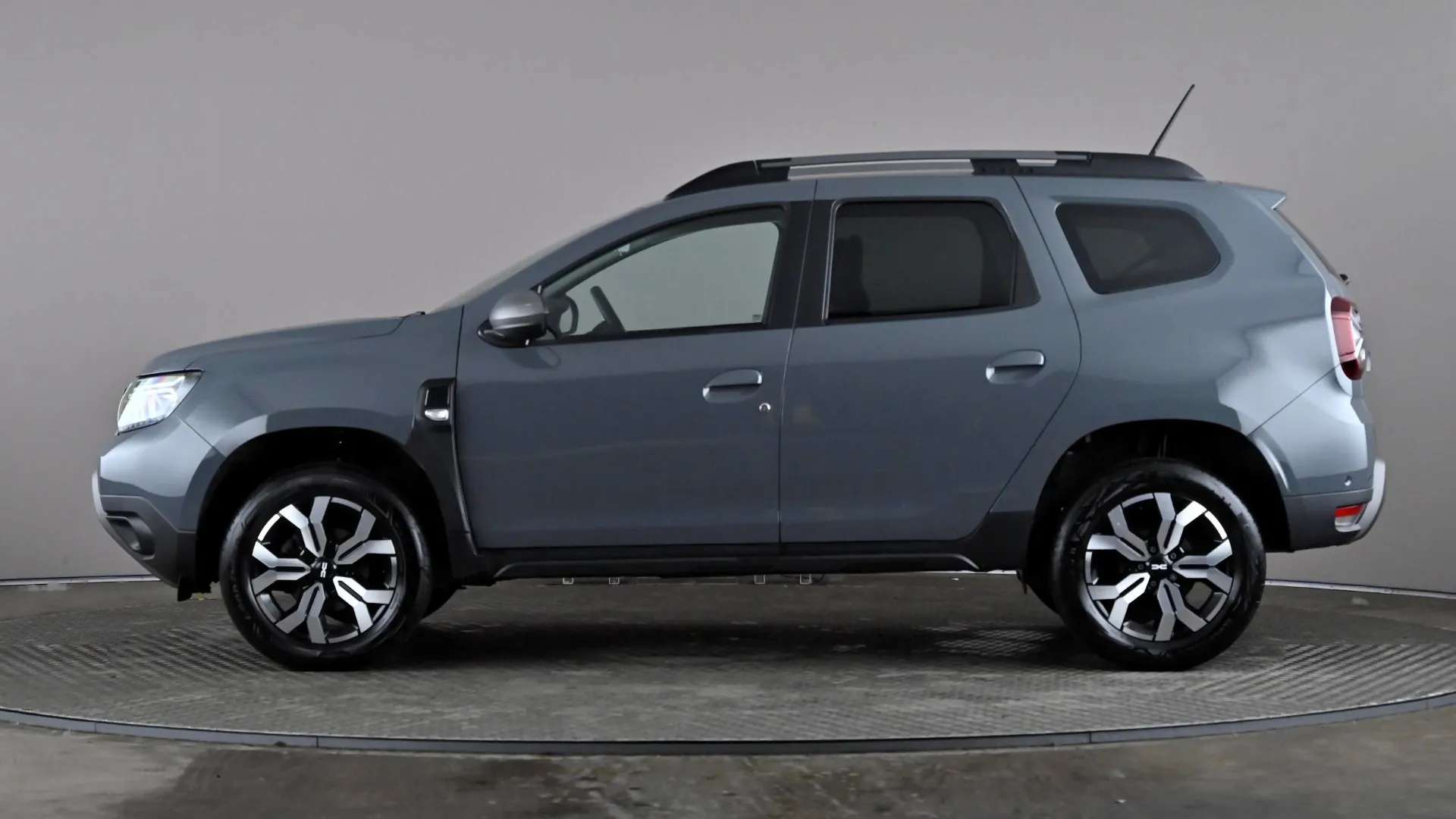 A 2024 DACIA DUSTER 1.3 TCe 130 Journey A 2024 DACIA DUSTER 1.3 TCe 130 Journey