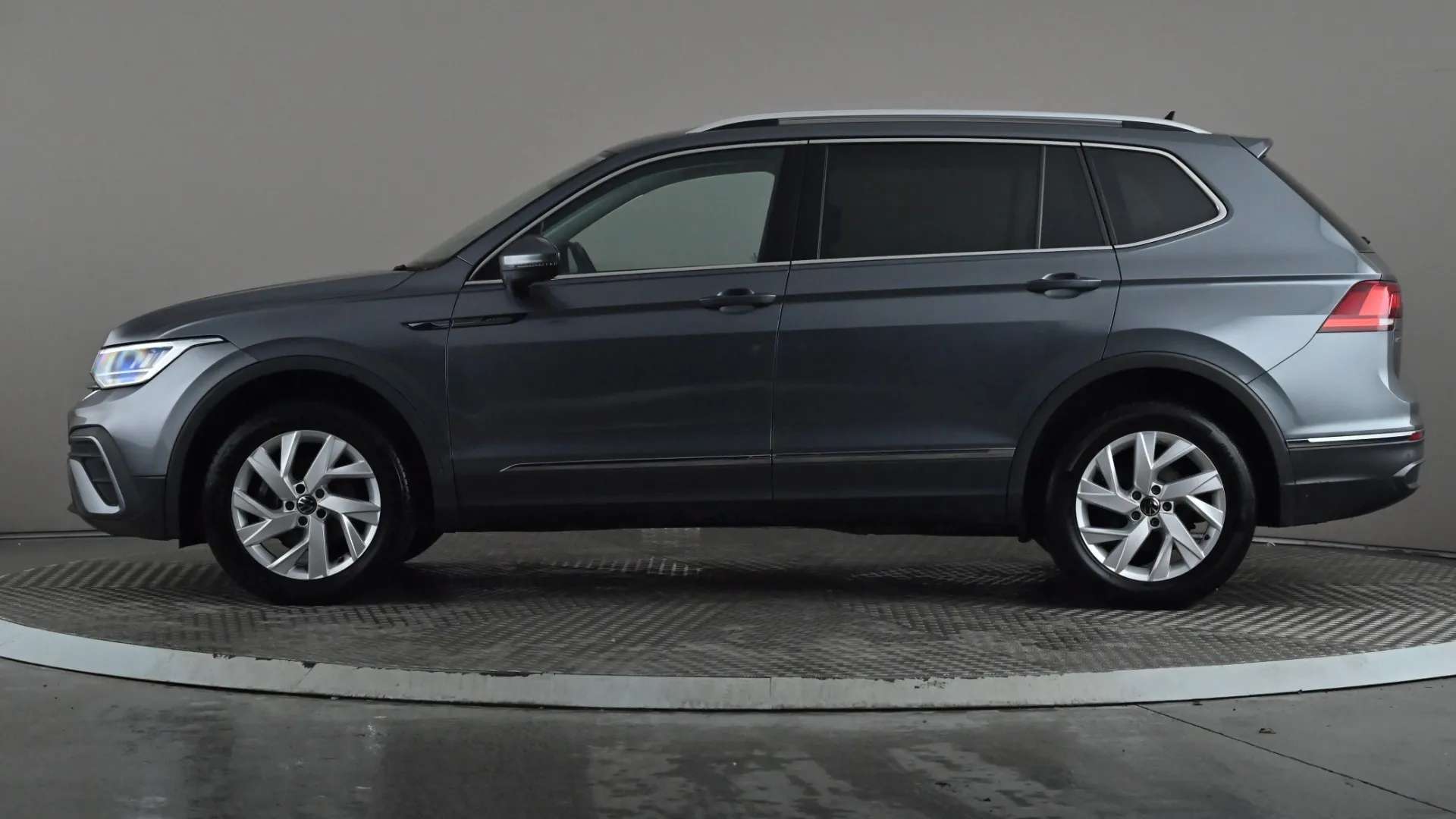 2022 VOLKSWAGEN TIGUAN ALLSPACE 2022 VOLKSWAGEN TIGUAN ALLSPACE