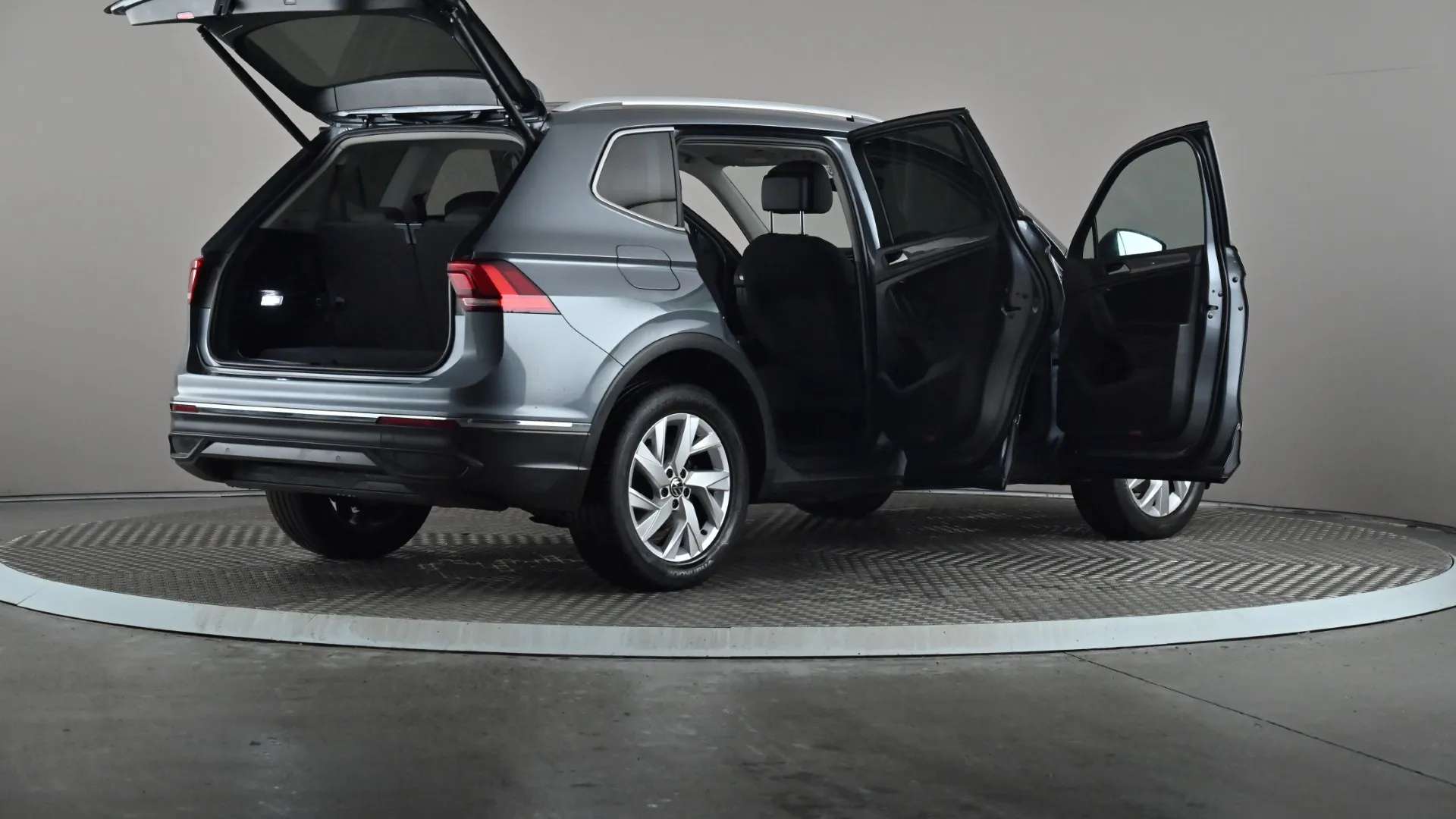 2022 VOLKSWAGEN TIGUAN ALLSPACE 2022 VOLKSWAGEN TIGUAN ALLSPACE
