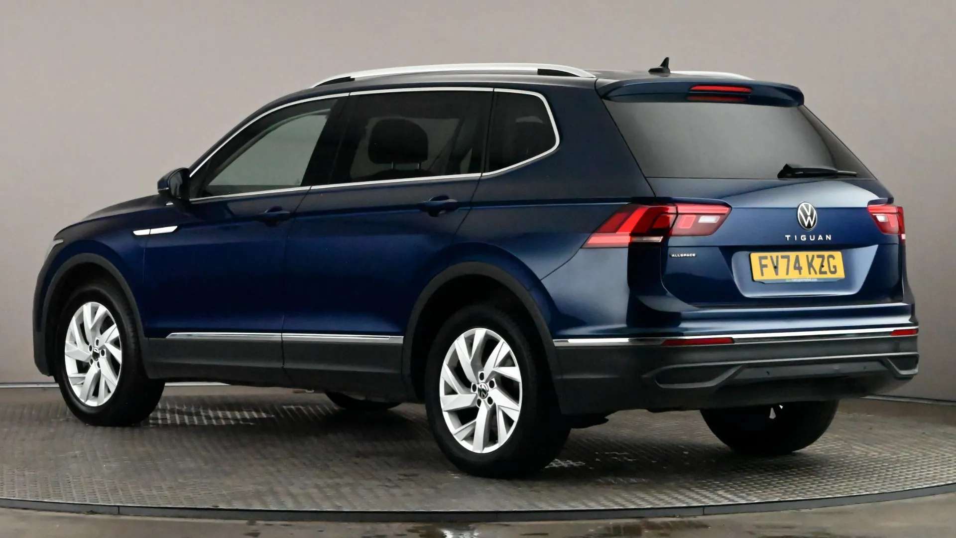 A 2024 VOLKSWAGEN TIGUAN ALLSPACE 1.5 TSI Life A 2024 VOLKSWAGEN TIGUAN ALLSPACE 1.5 TSI Life