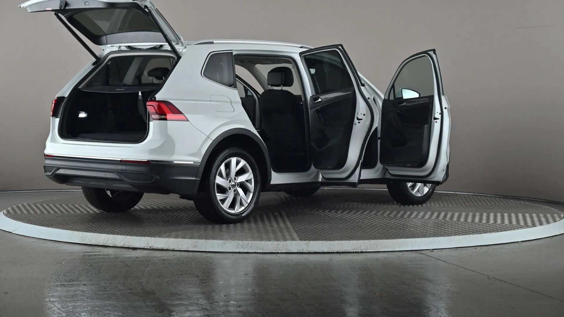 2022 VOLKSWAGEN TIGUAN ALLSPACE 2022 VOLKSWAGEN TIGUAN ALLSPACE
