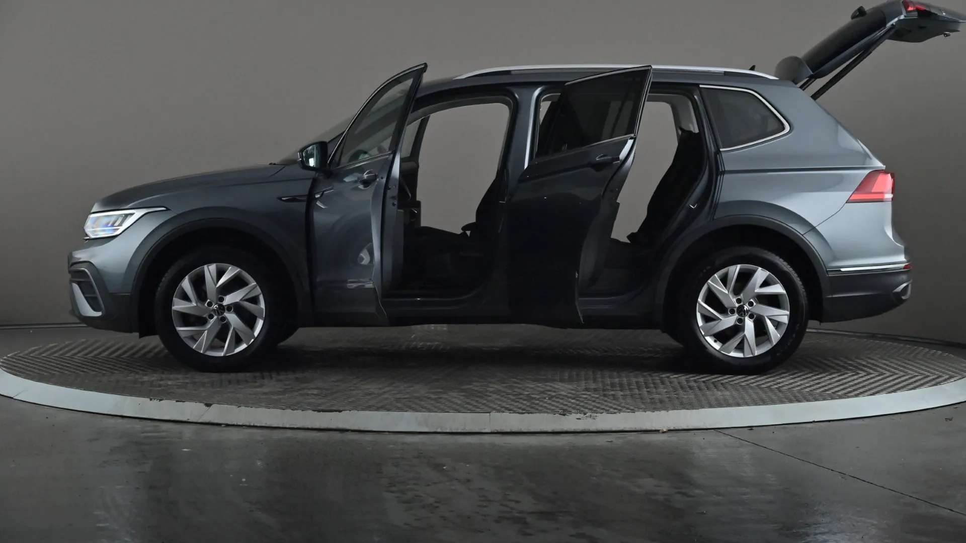 2022 VOLKSWAGEN TIGUAN ALLSPACE 2022 VOLKSWAGEN TIGUAN ALLSPACE