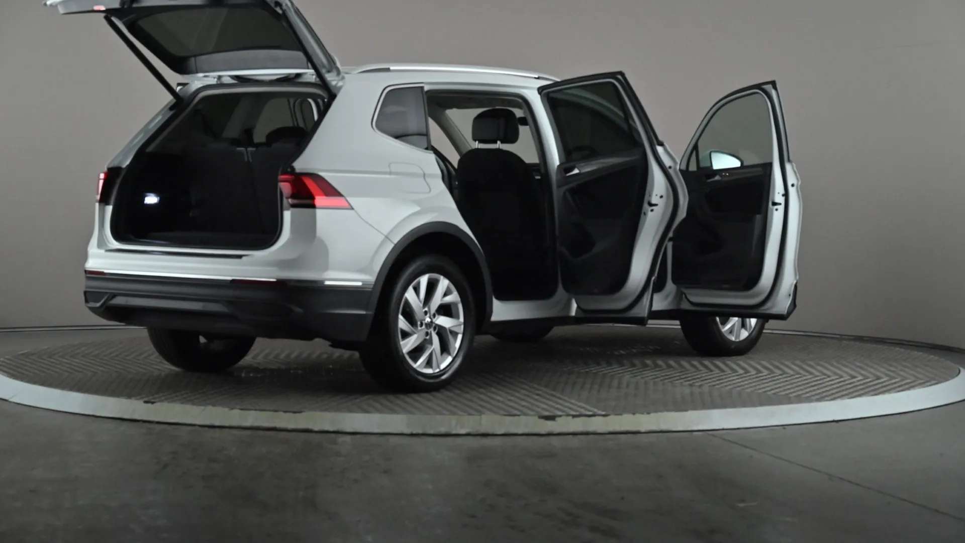 2022 VOLKSWAGEN TIGUAN ALLSPACE 2022 VOLKSWAGEN TIGUAN ALLSPACE