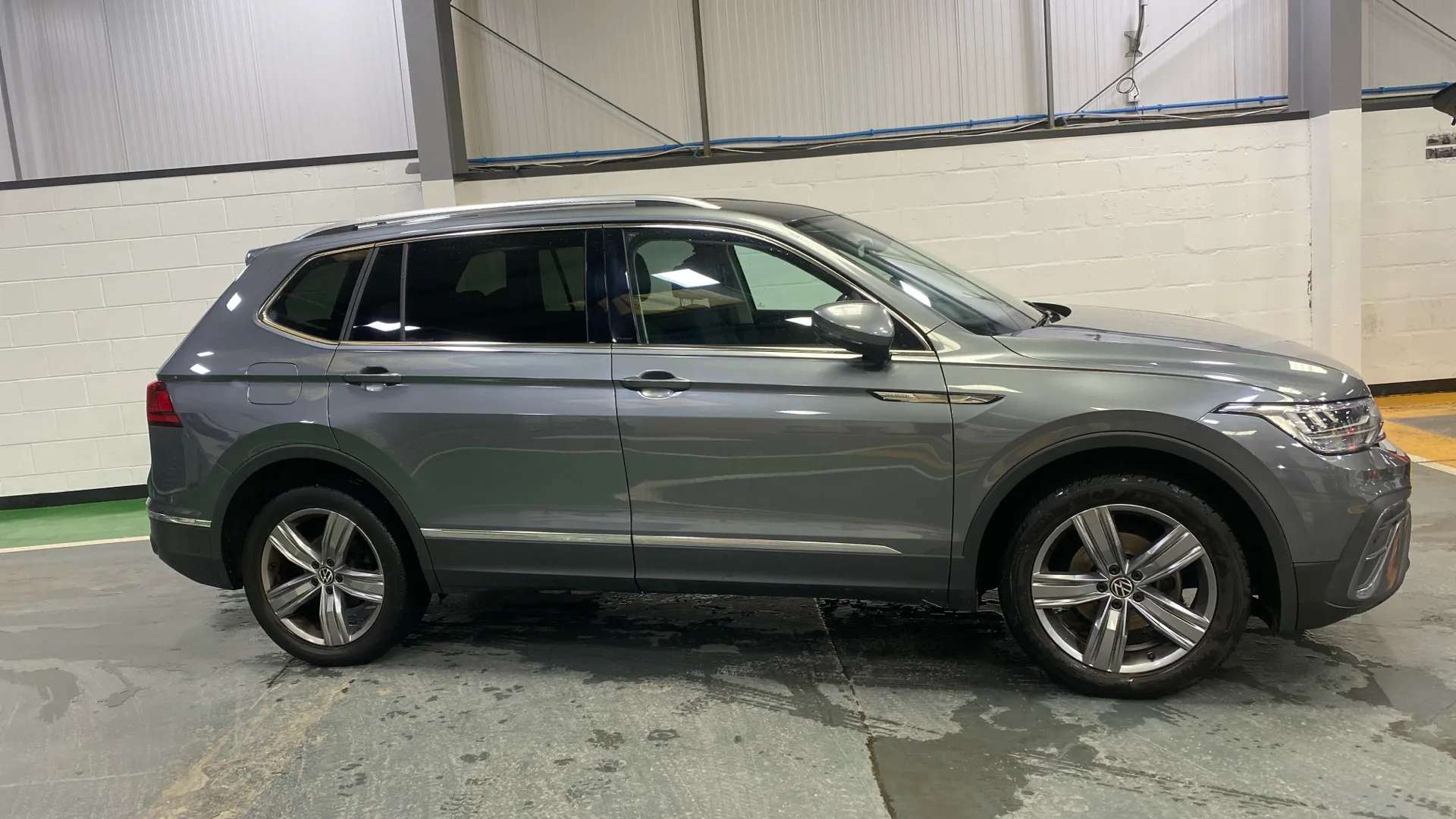 A 2023 VOLKSWAGEN TIGUAN ALLSPACE 1.5 TSI Life A 2023 VOLKSWAGEN TIGUAN ALLSPACE 1.5 TSI Life