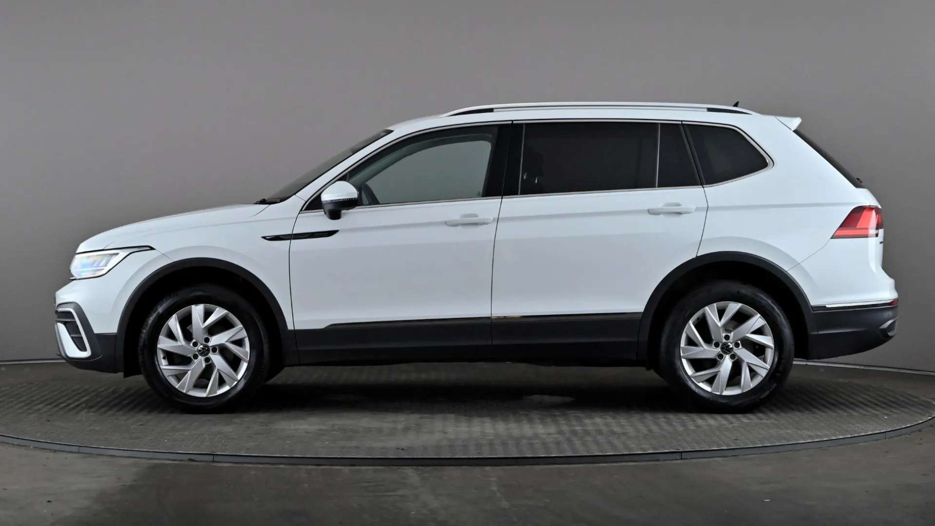 2022 VOLKSWAGEN TIGUAN ALLSPACE 2022 VOLKSWAGEN TIGUAN ALLSPACE