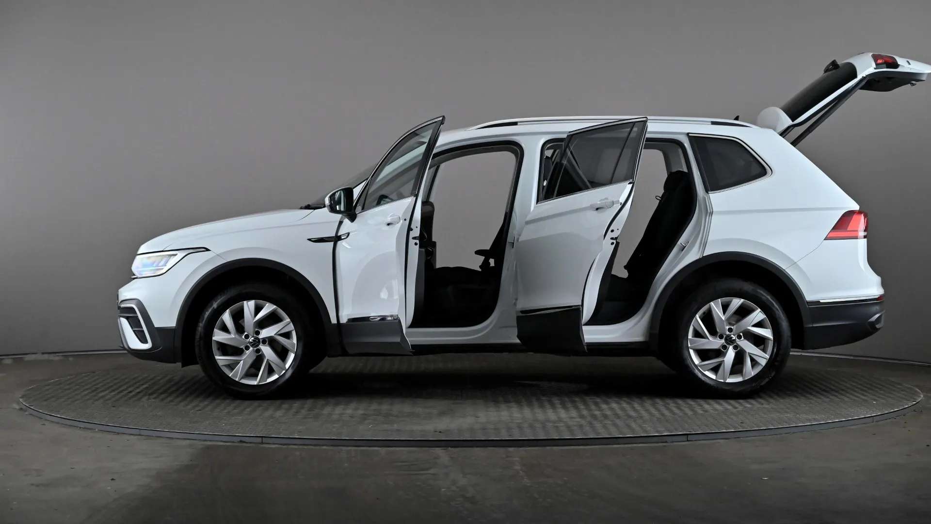 2022 VOLKSWAGEN TIGUAN ALLSPACE 2022 VOLKSWAGEN TIGUAN ALLSPACE