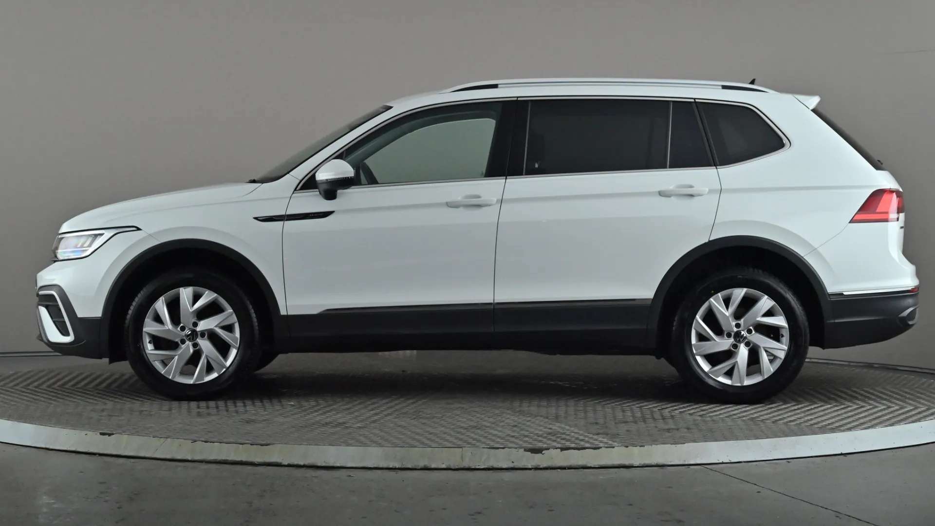 2022 VOLKSWAGEN TIGUAN ALLSPACE 2022 VOLKSWAGEN TIGUAN ALLSPACE