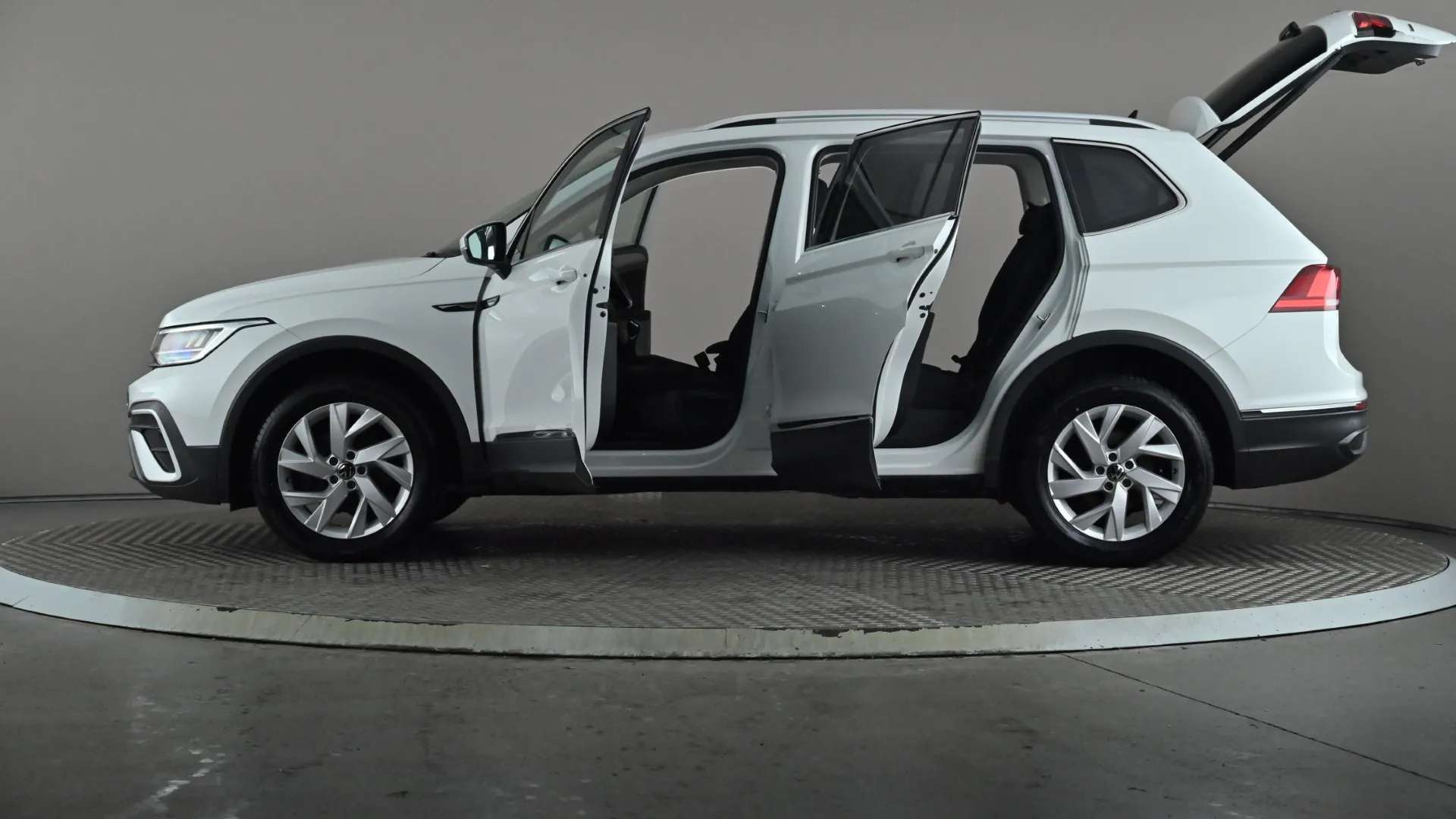 2022 VOLKSWAGEN TIGUAN ALLSPACE 2022 VOLKSWAGEN TIGUAN ALLSPACE