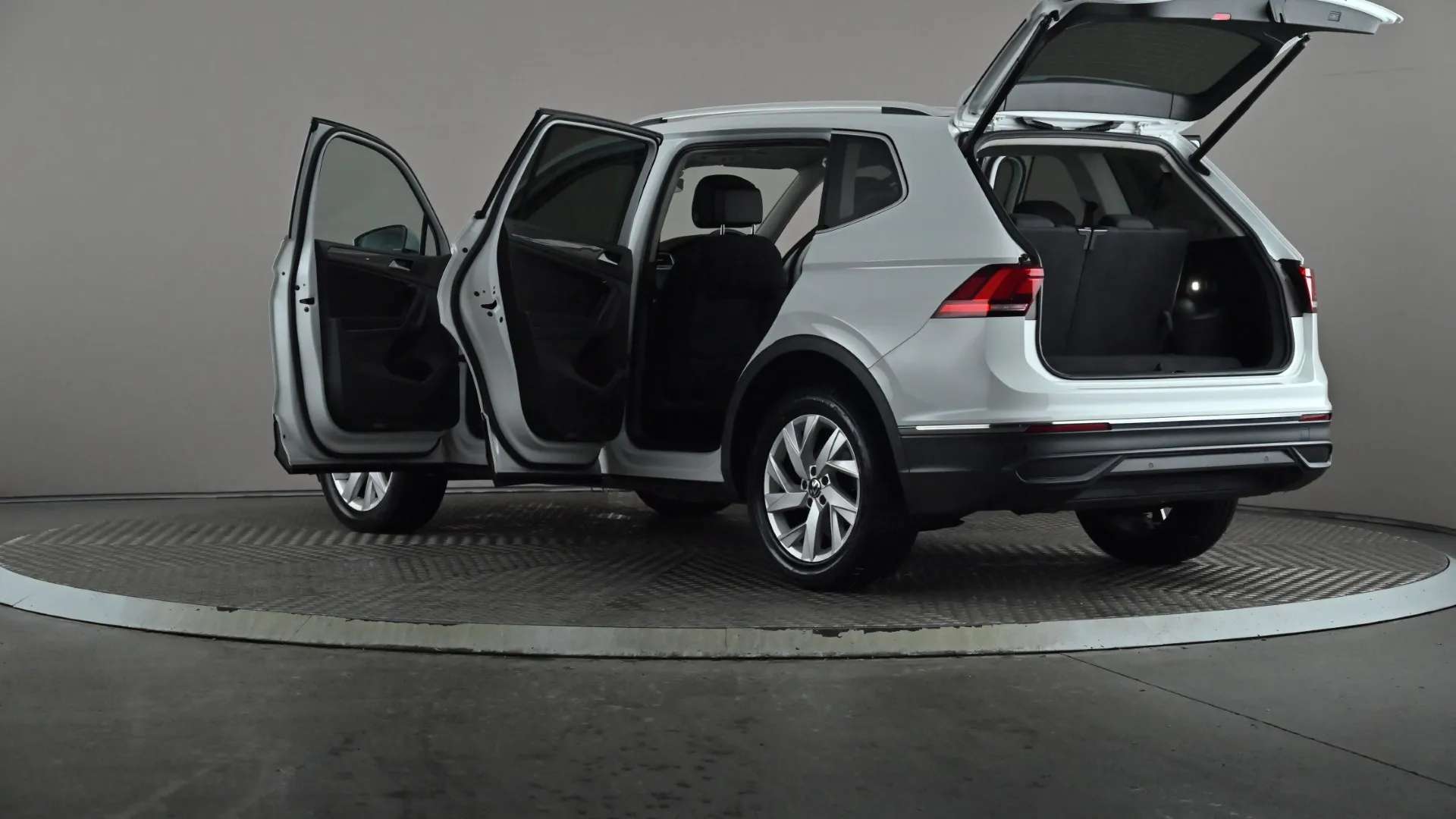 2022 VOLKSWAGEN TIGUAN ALLSPACE 2022 VOLKSWAGEN TIGUAN ALLSPACE