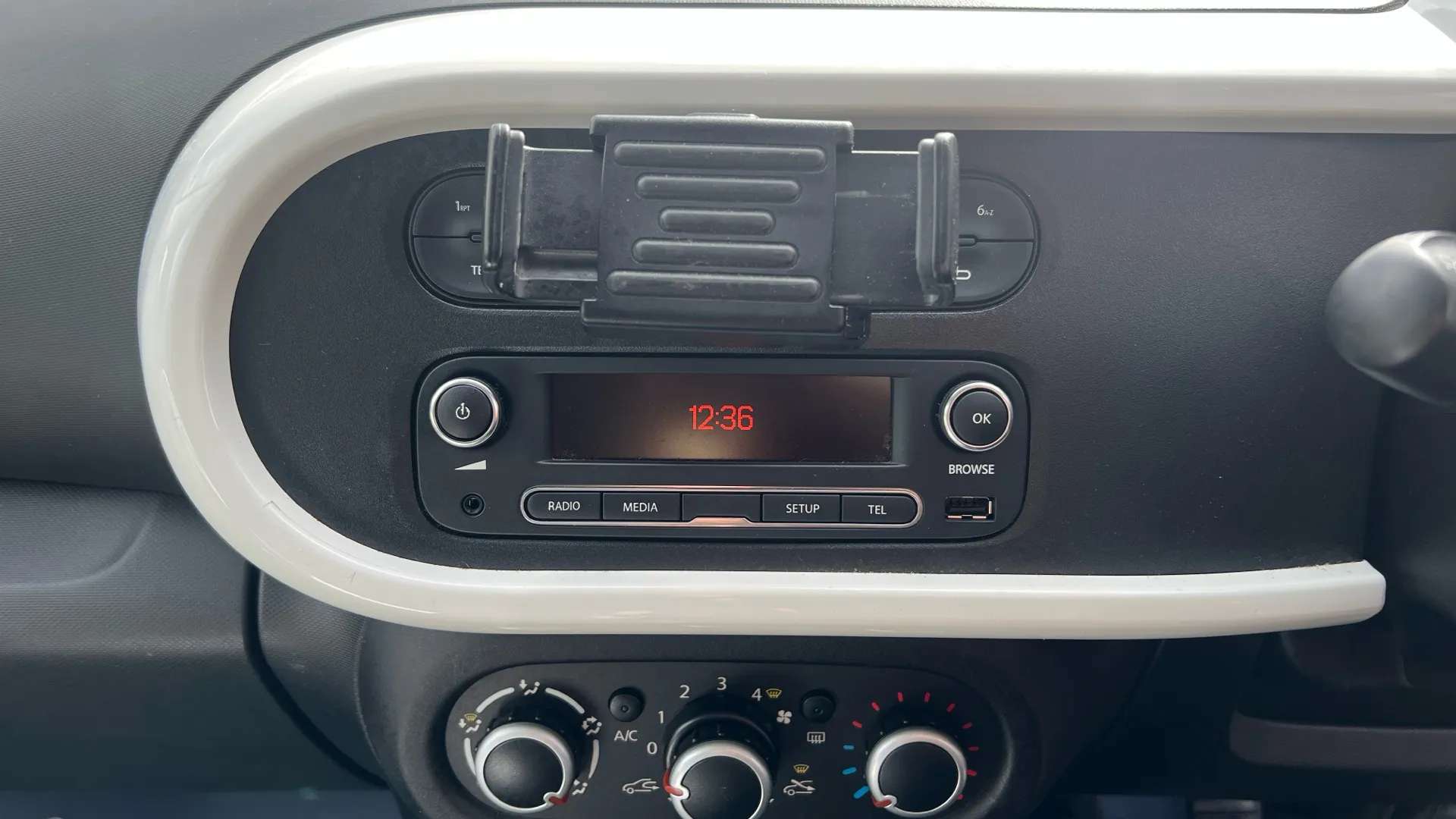 2016 RENAULT TWINGO 2016 RENAULT TWINGO