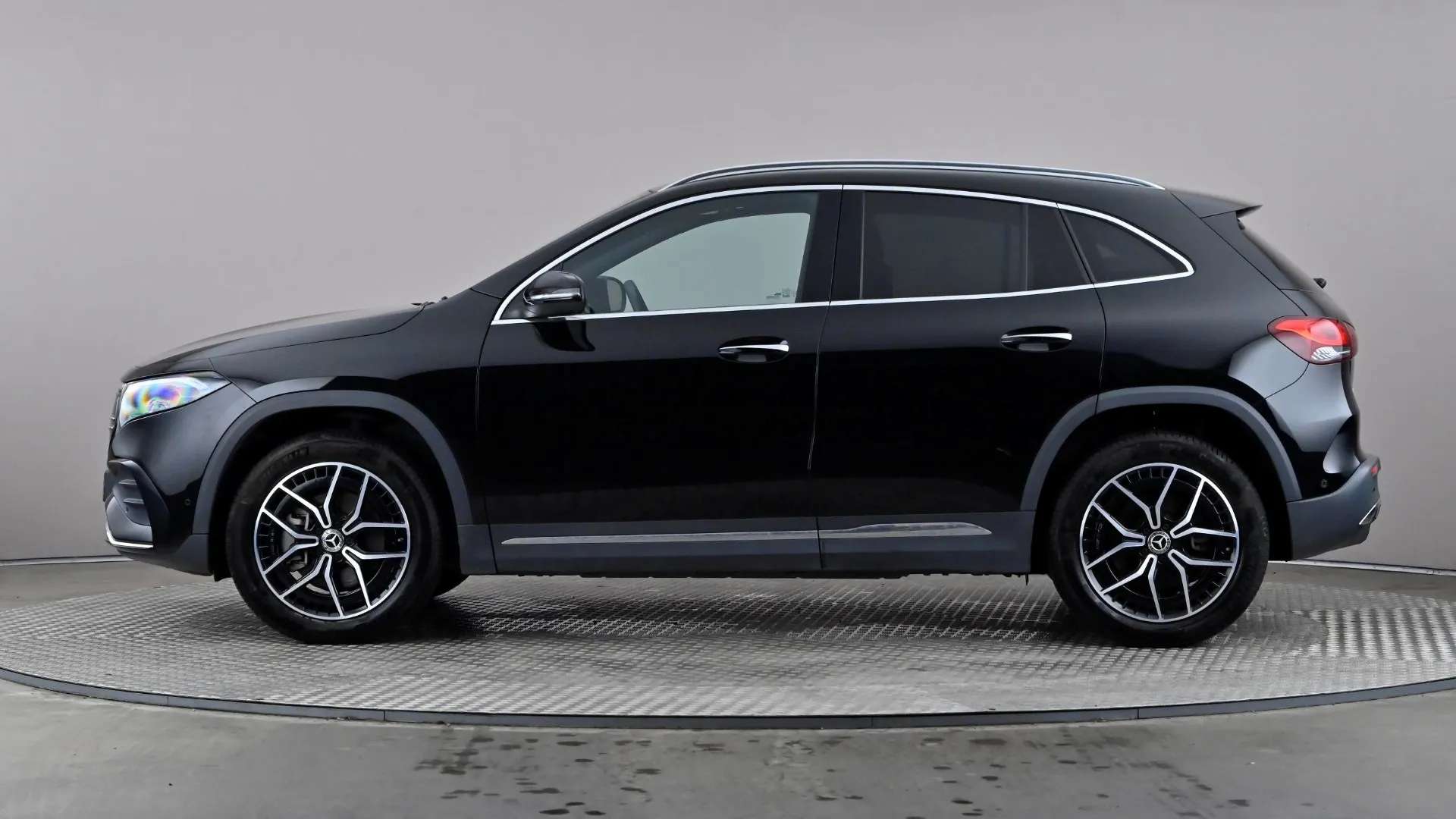 A 2023 MERCEDES-BENZ EQA EQA 300 4M 168kW AMG Line Premium 66.5kWh Auto A 2023 MERCEDES-BENZ EQA EQA 300 4M 168kW AMG Line Premium 66.5kWh Auto