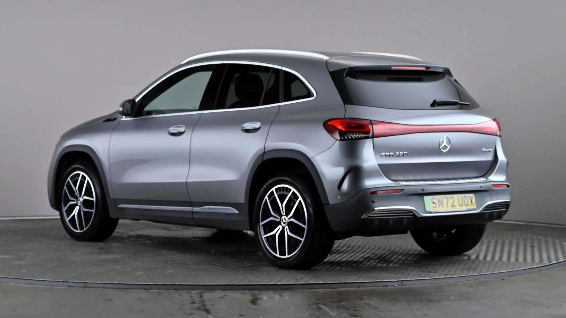 A 2022 MERCEDES-BENZ EQA EQA 350 4M 215kW AMG Line Premium 66.5kWh Auto A 2022 MERCEDES-BENZ EQA EQA 350 4M 215kW AMG Line Premium 66.5kWh Auto