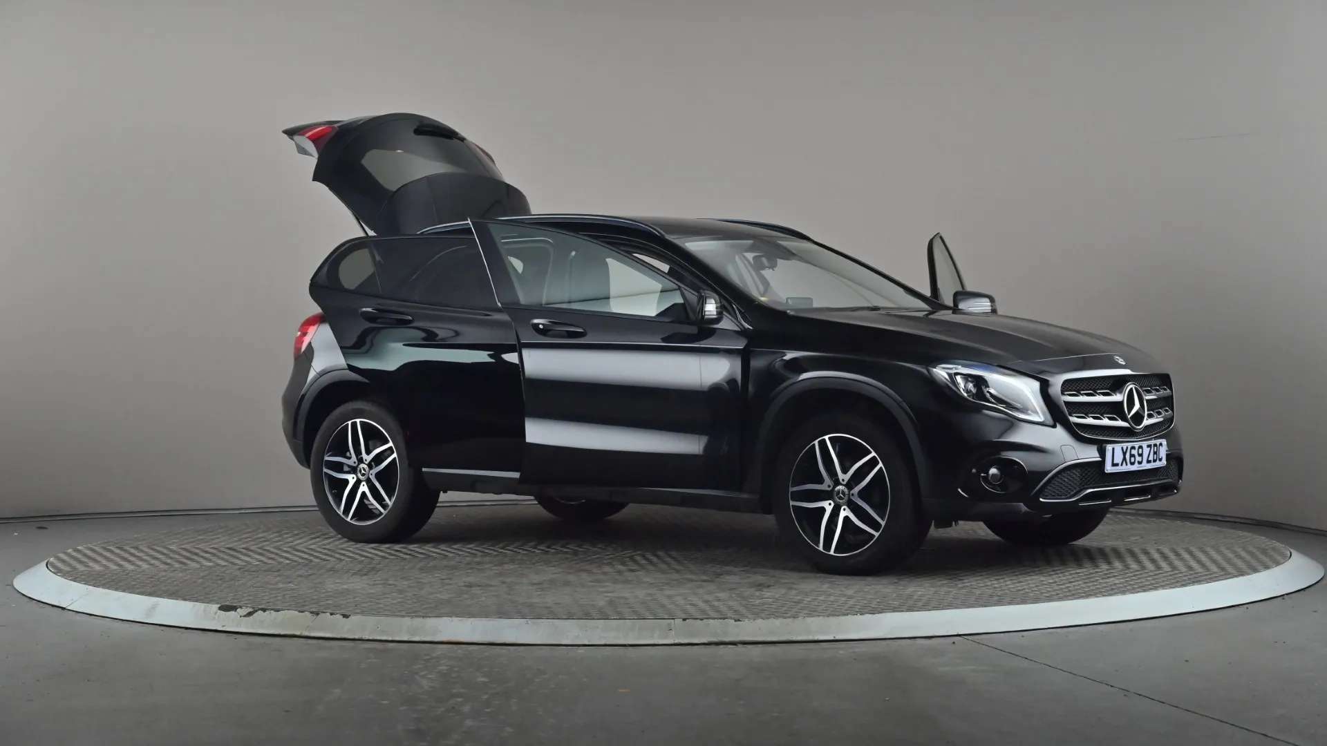 2019 MERCEDES-BENZ GLA 2019 MERCEDES-BENZ GLA