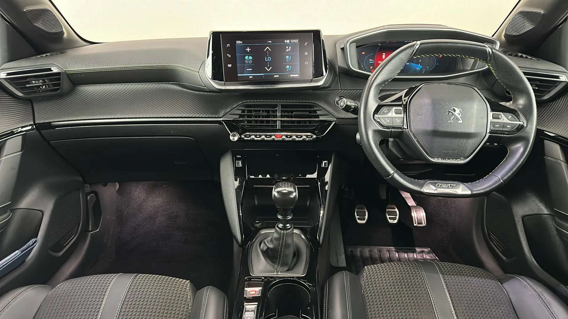 2020 PEUGEOT 208 2020 PEUGEOT 208