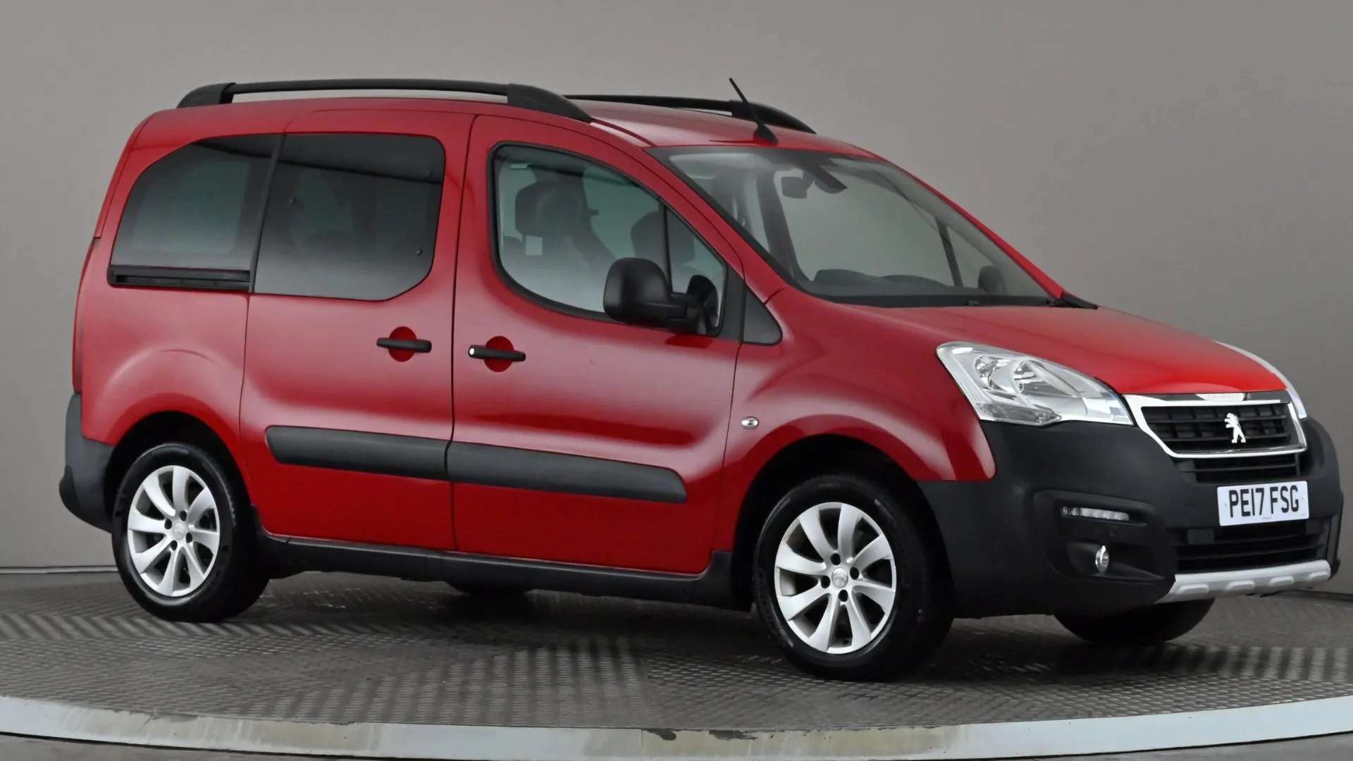 A 2017 PEUGEOT PARTNER TEPEE 1.2 PureTech 110 Outdoor A 2017 PEUGEOT PARTNER TEPEE 1.2 PureTech 110 Outdoor