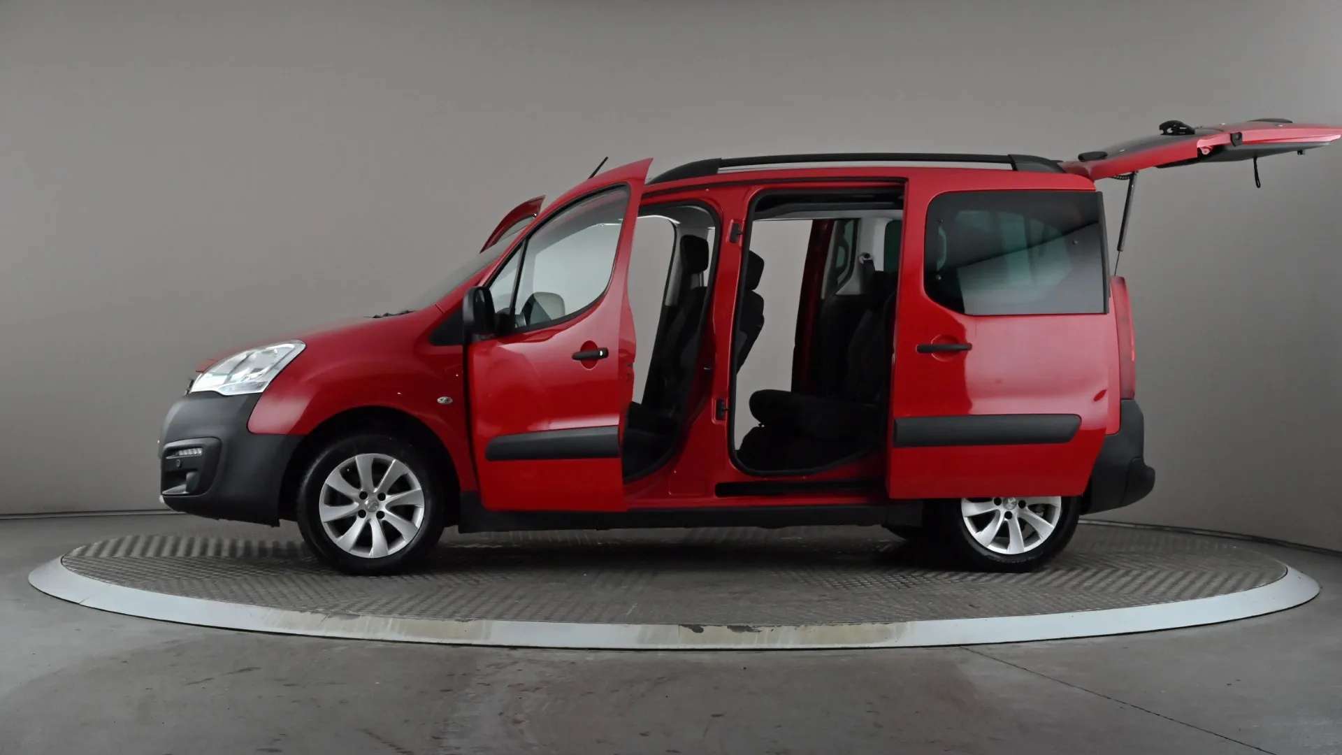 2017 PEUGEOT PARTNER TEPEE 2017 PEUGEOT PARTNER TEPEE