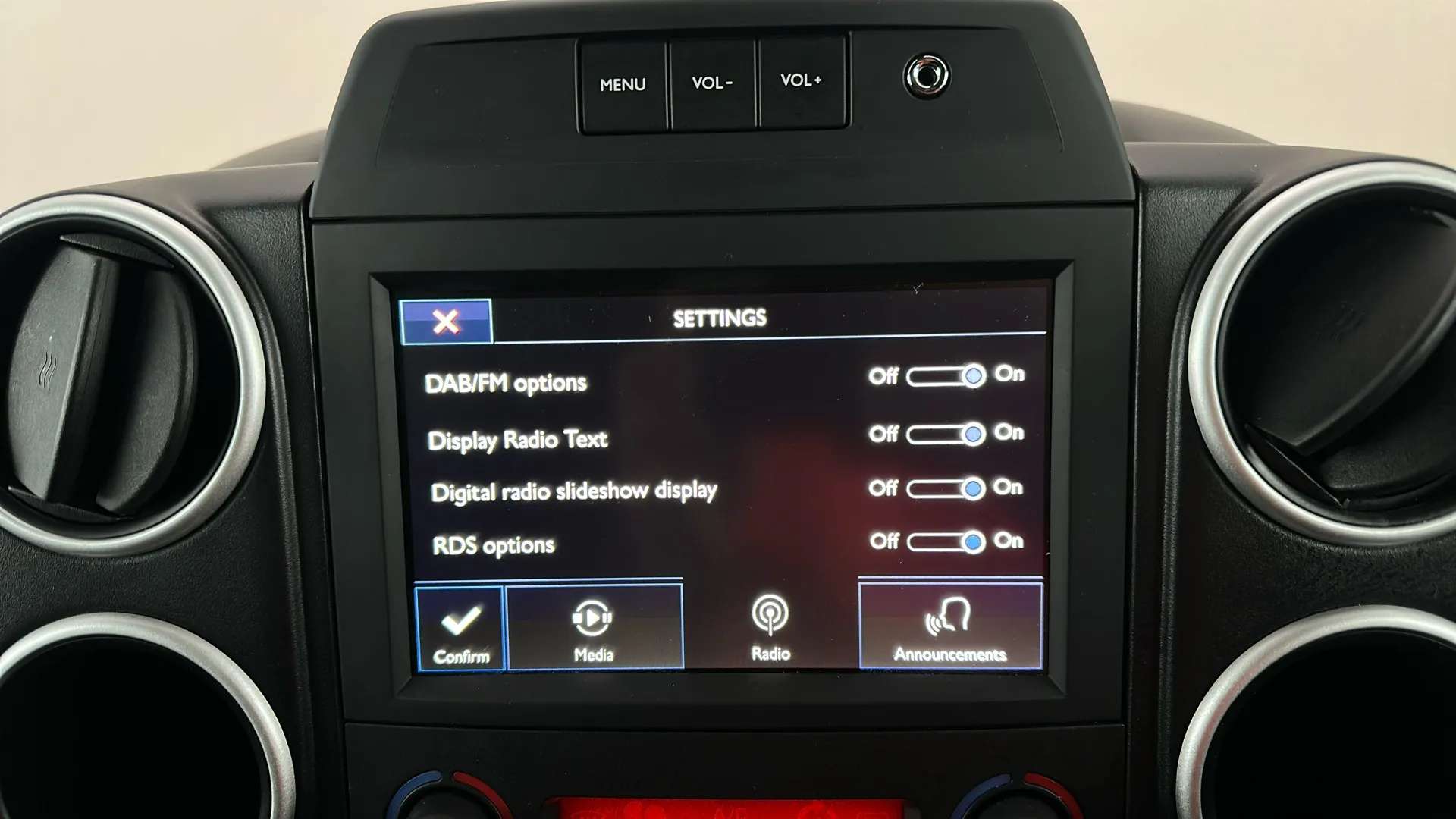 2017 PEUGEOT PARTNER TEPEE 2017 PEUGEOT PARTNER TEPEE
