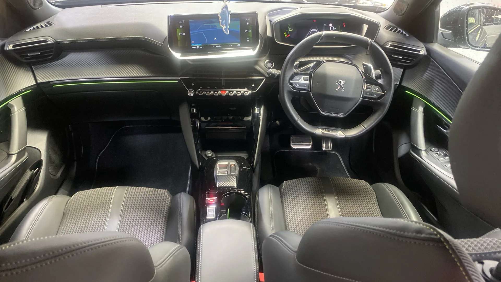 2023 PEUGEOT 2008 2023 PEUGEOT 2008