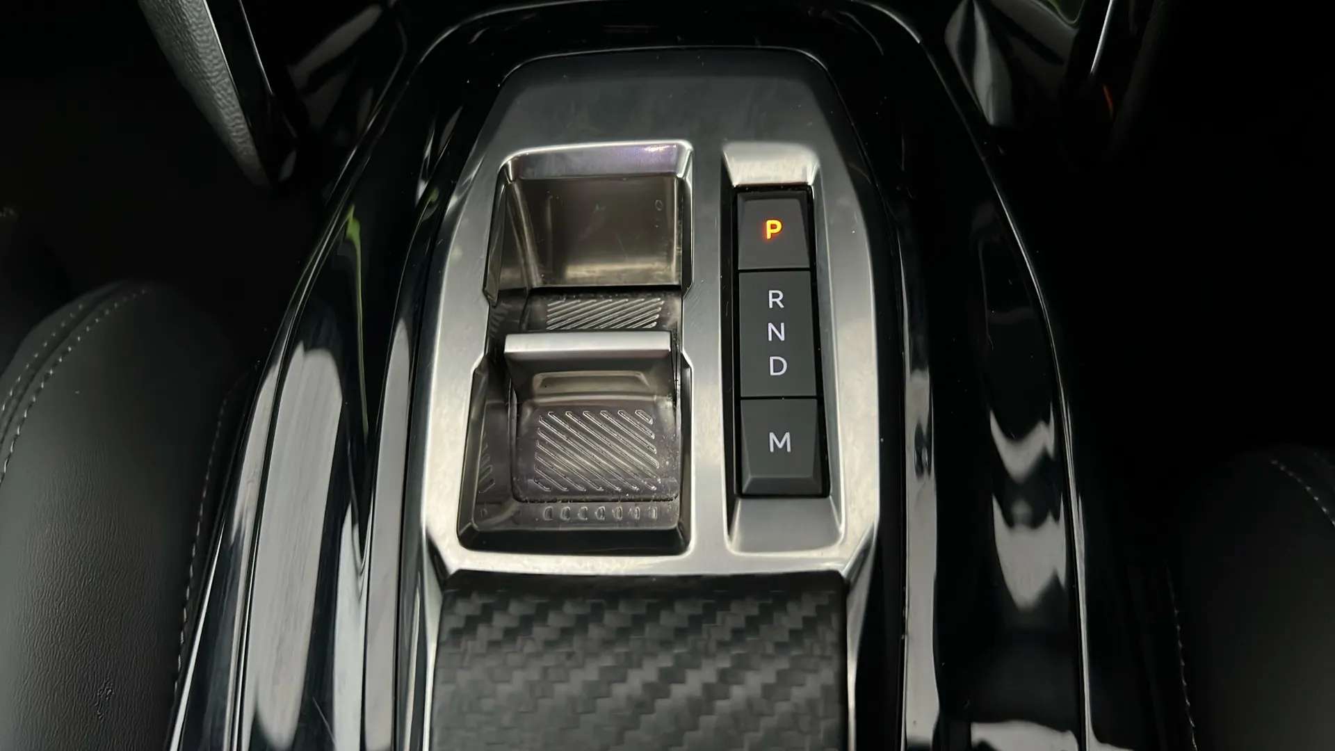 2022 PEUGEOT 2008 2022 PEUGEOT 2008