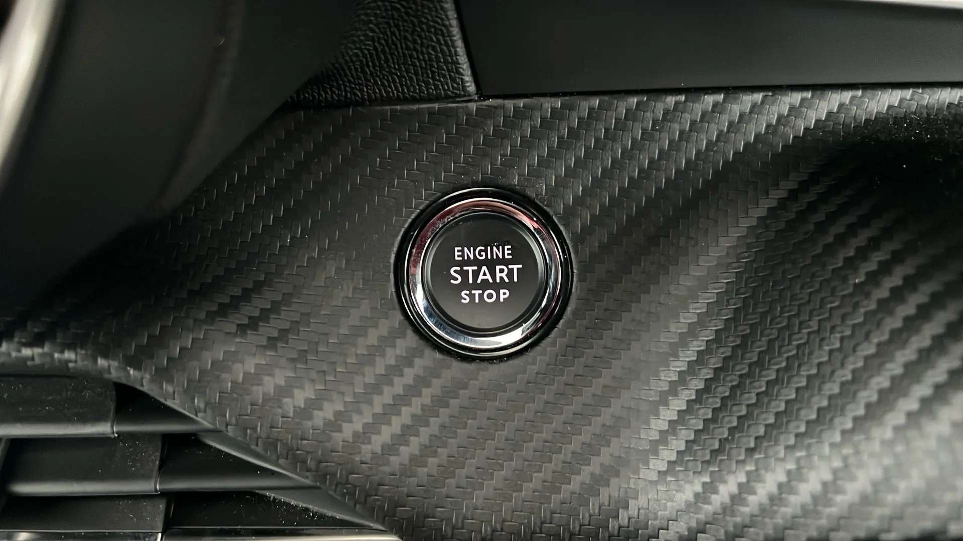 2022 PEUGEOT 2008 2022 PEUGEOT 2008