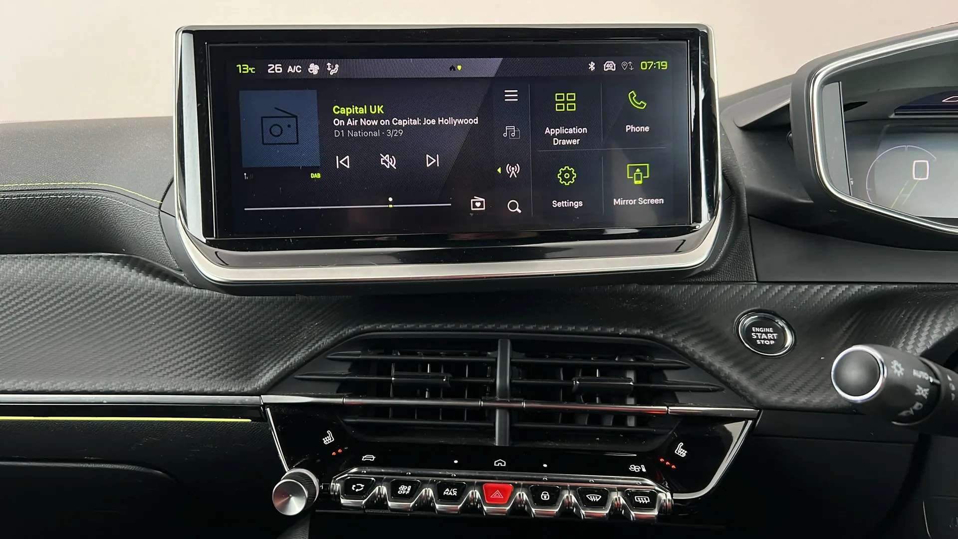 2024 PEUGEOT 2008 2024 PEUGEOT 2008