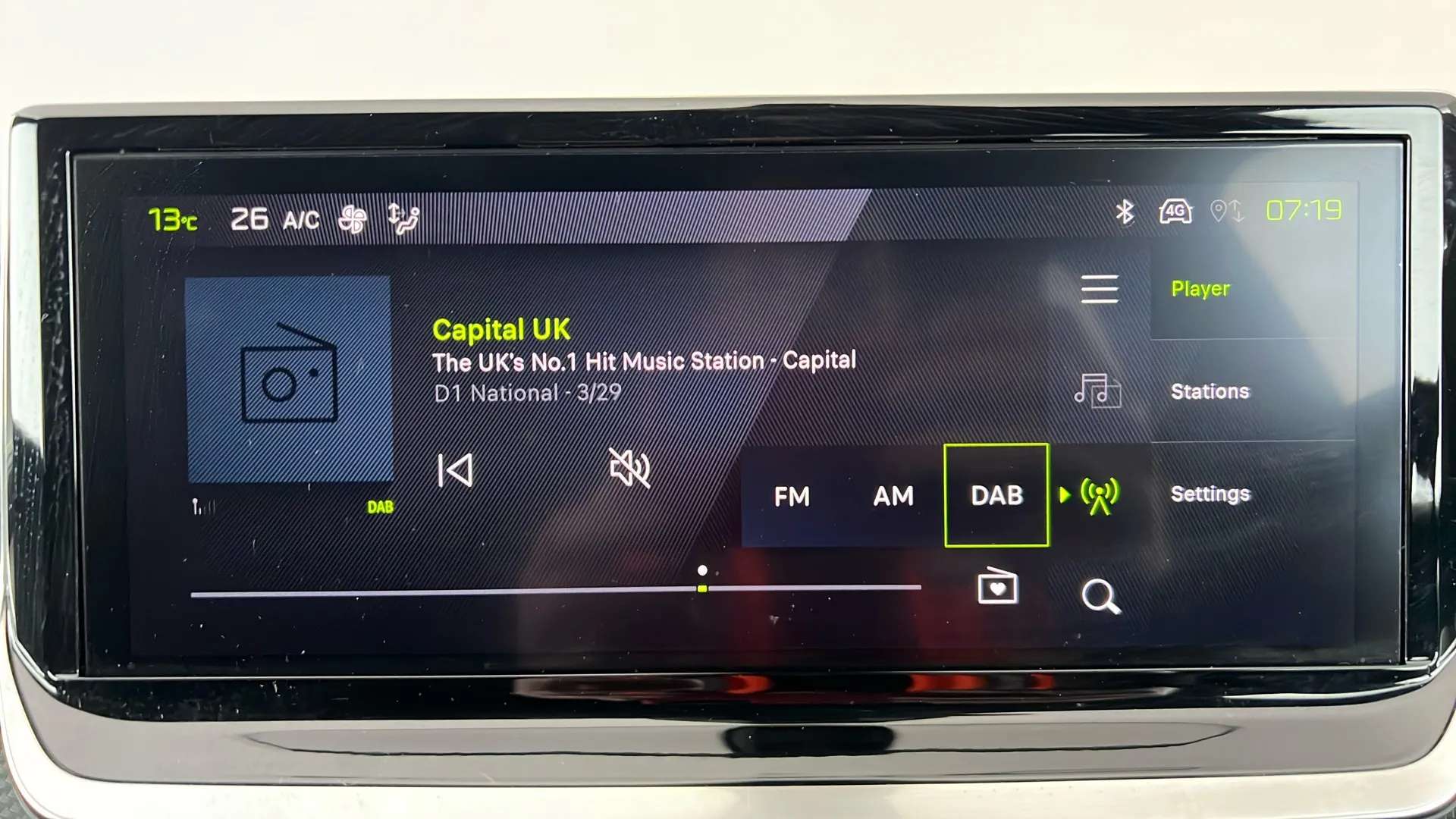 2024 PEUGEOT 2008 2024 PEUGEOT 2008