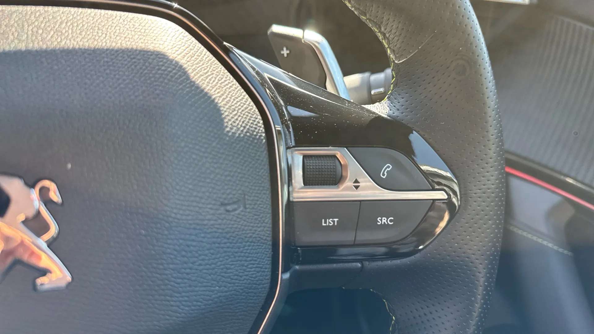 2022 PEUGEOT 2008 2022 PEUGEOT 2008