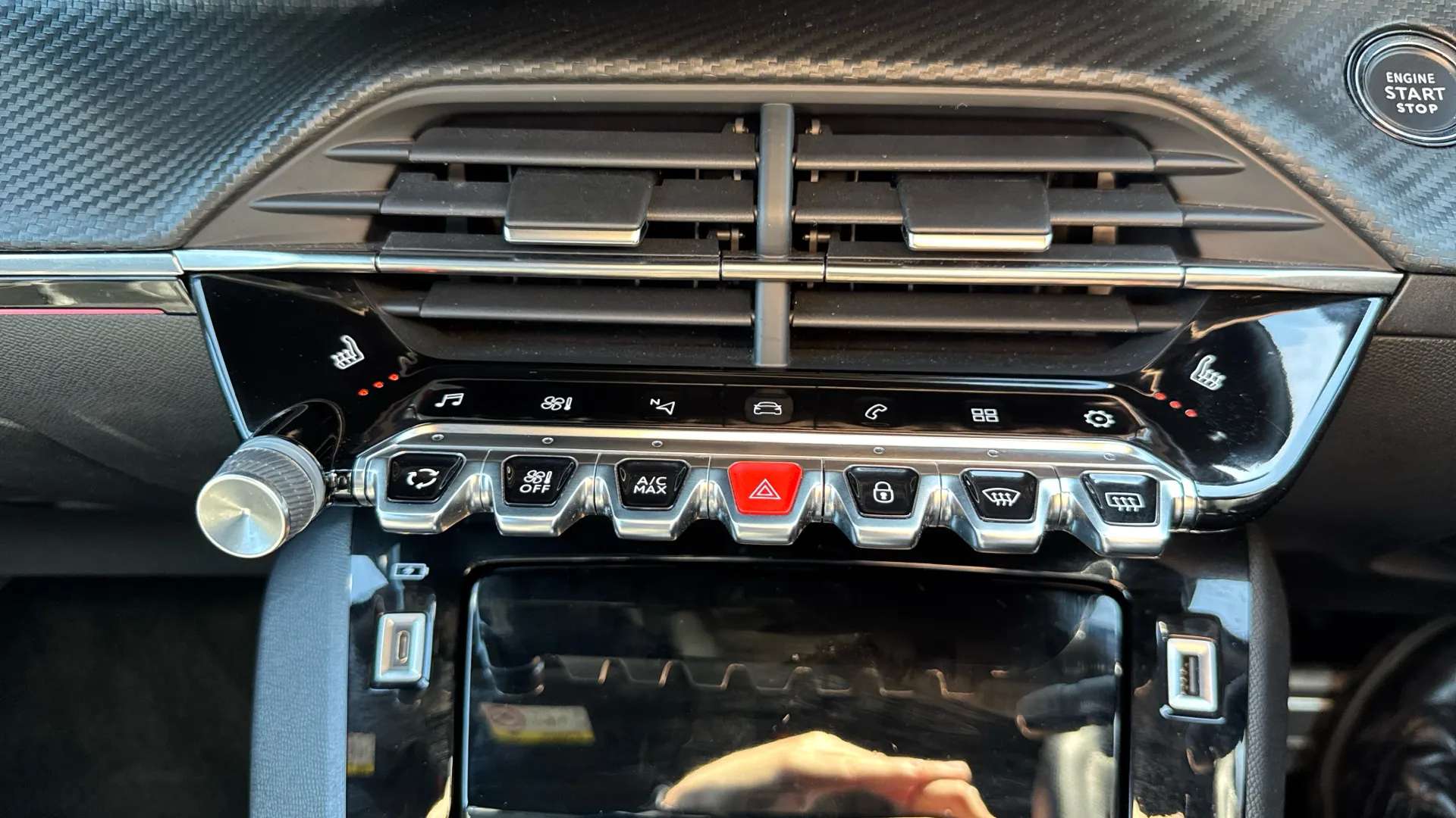 2022 PEUGEOT 2008 2022 PEUGEOT 2008