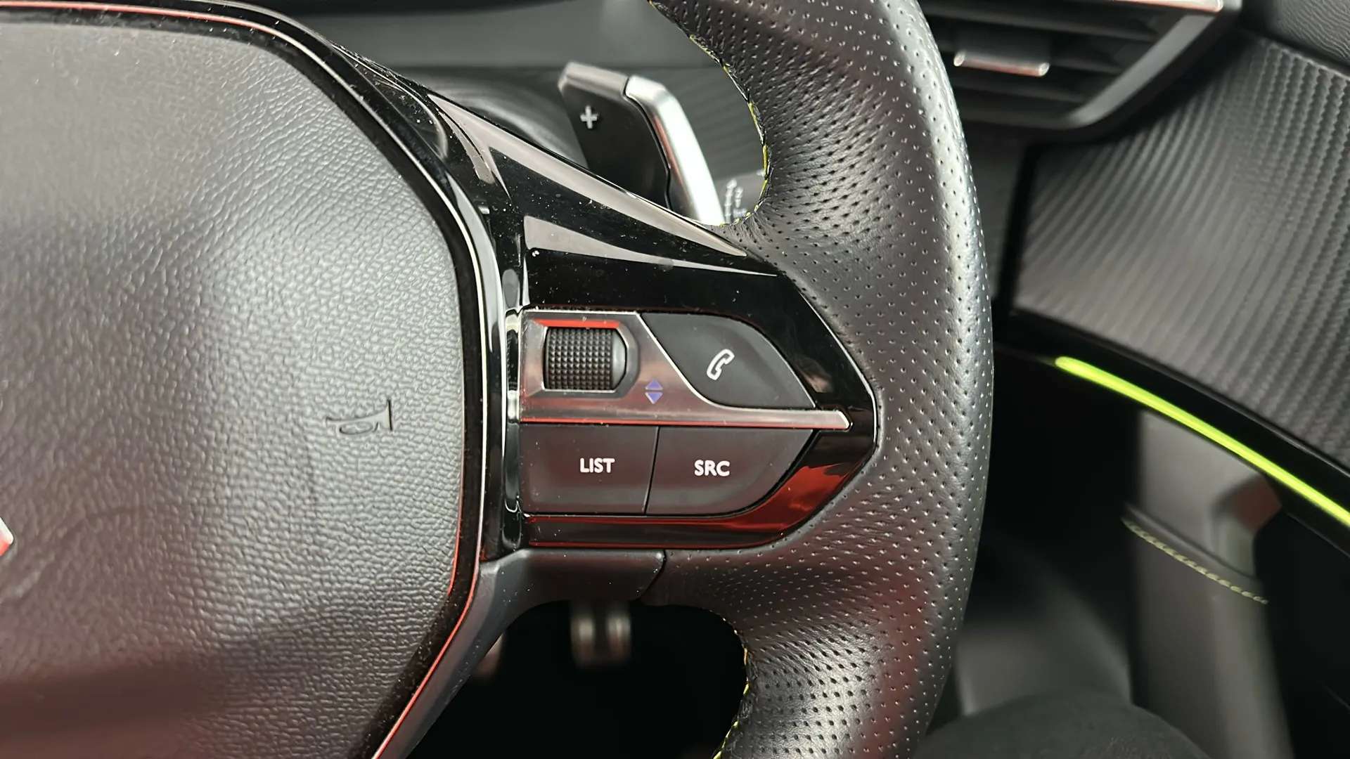 2023 PEUGEOT 2008 2023 PEUGEOT 2008