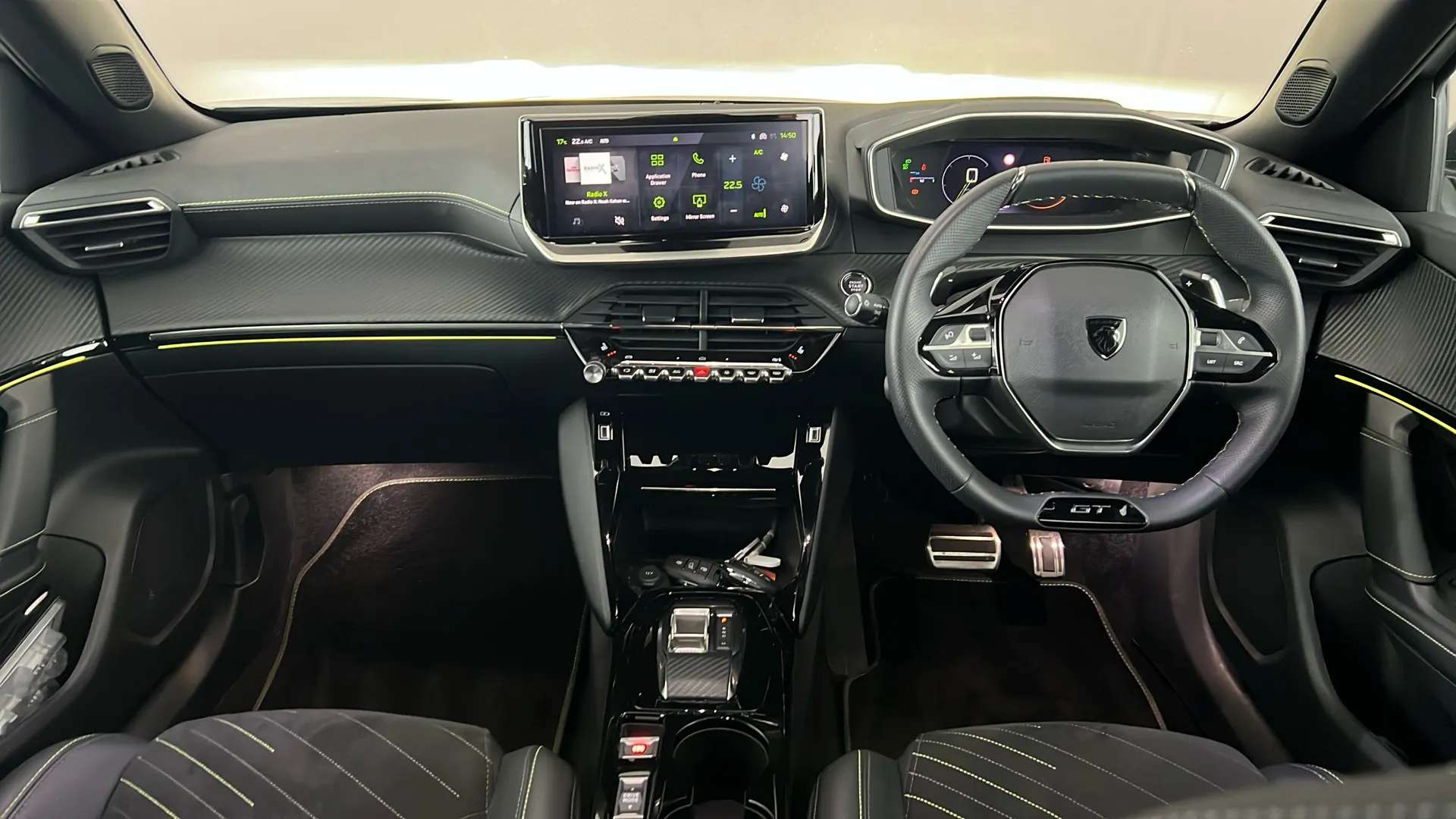 2024 PEUGEOT 2008 2024 PEUGEOT 2008