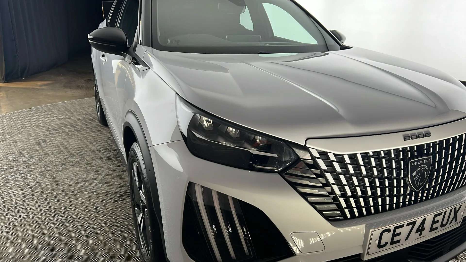 2024 PEUGEOT 2008 2024 PEUGEOT 2008