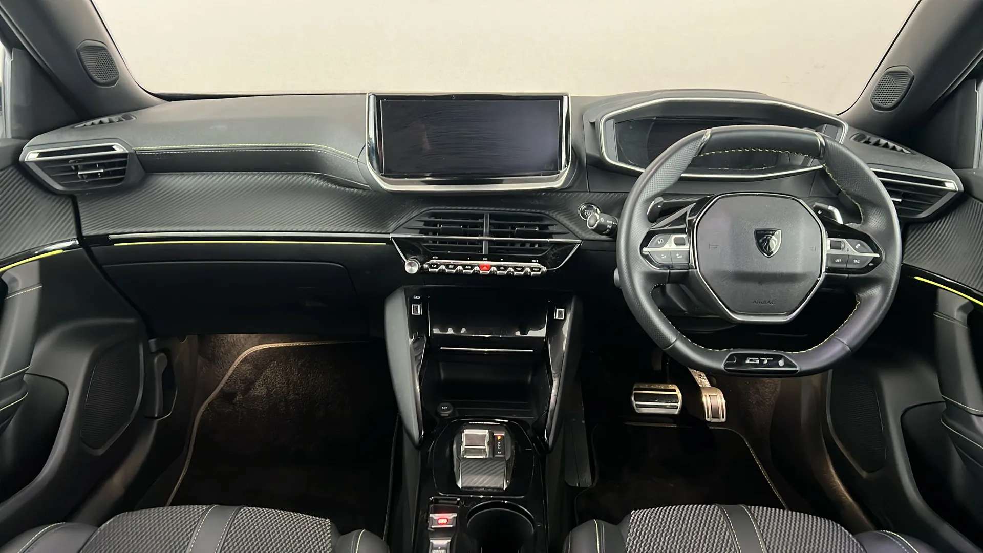 2024 PEUGEOT 2008 2024 PEUGEOT 2008