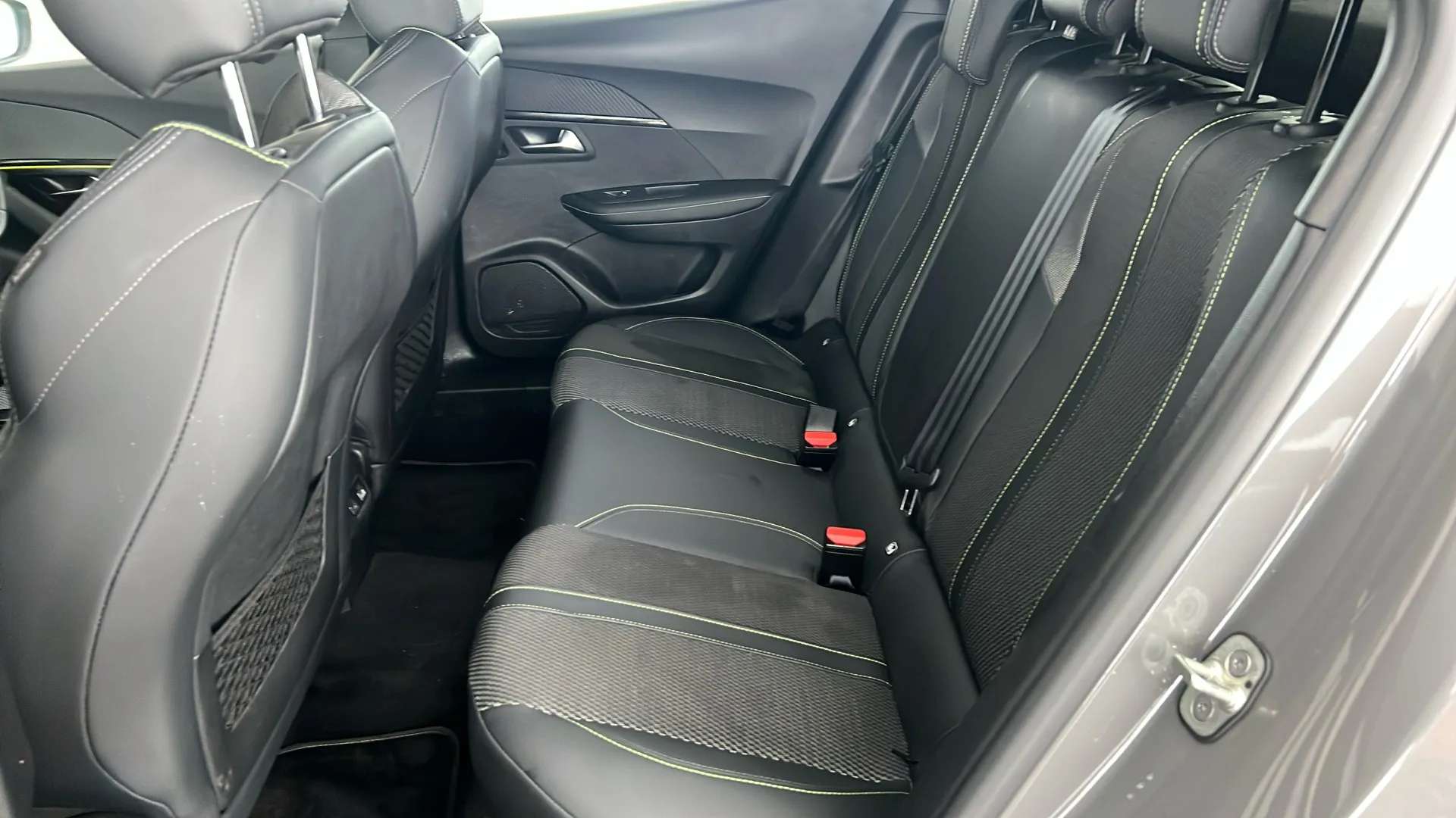 2024 PEUGEOT 2008 2024 PEUGEOT 2008