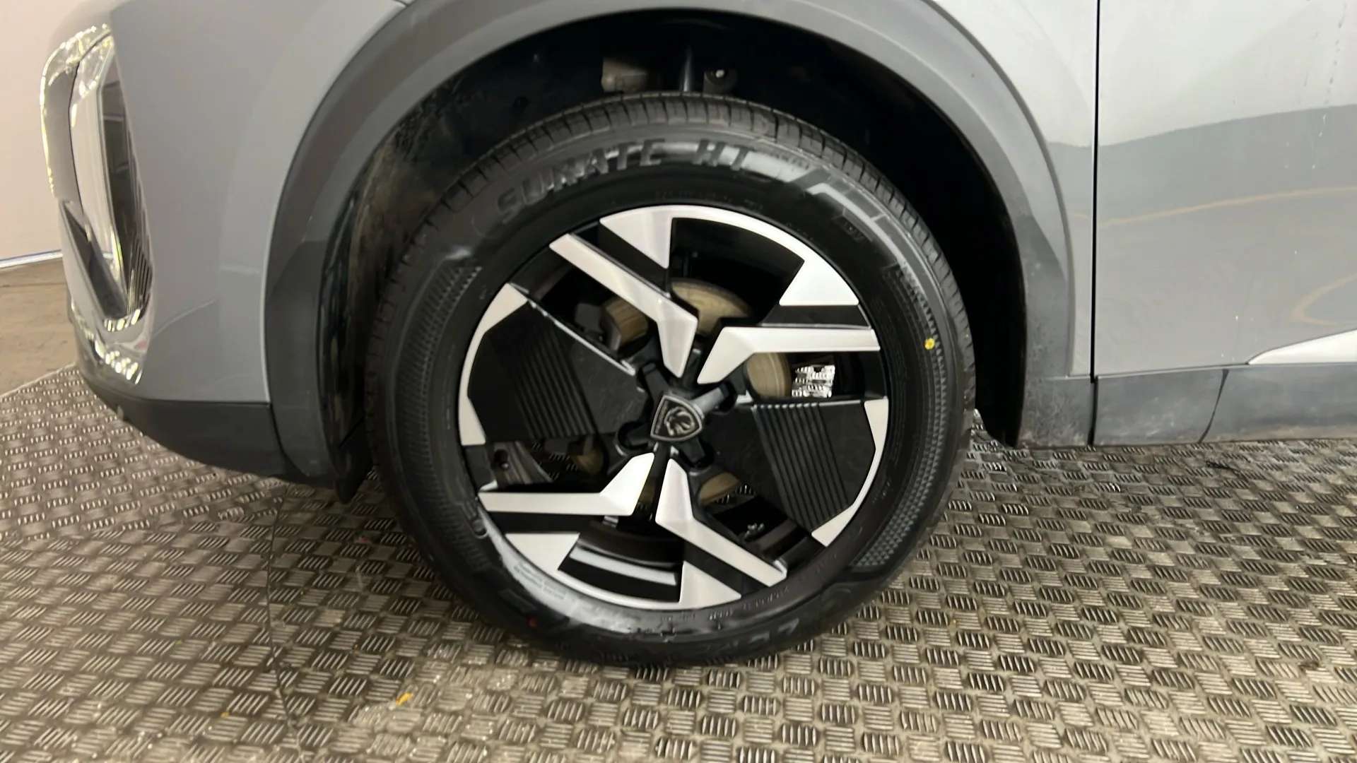 2024 PEUGEOT 2008 2024 PEUGEOT 2008