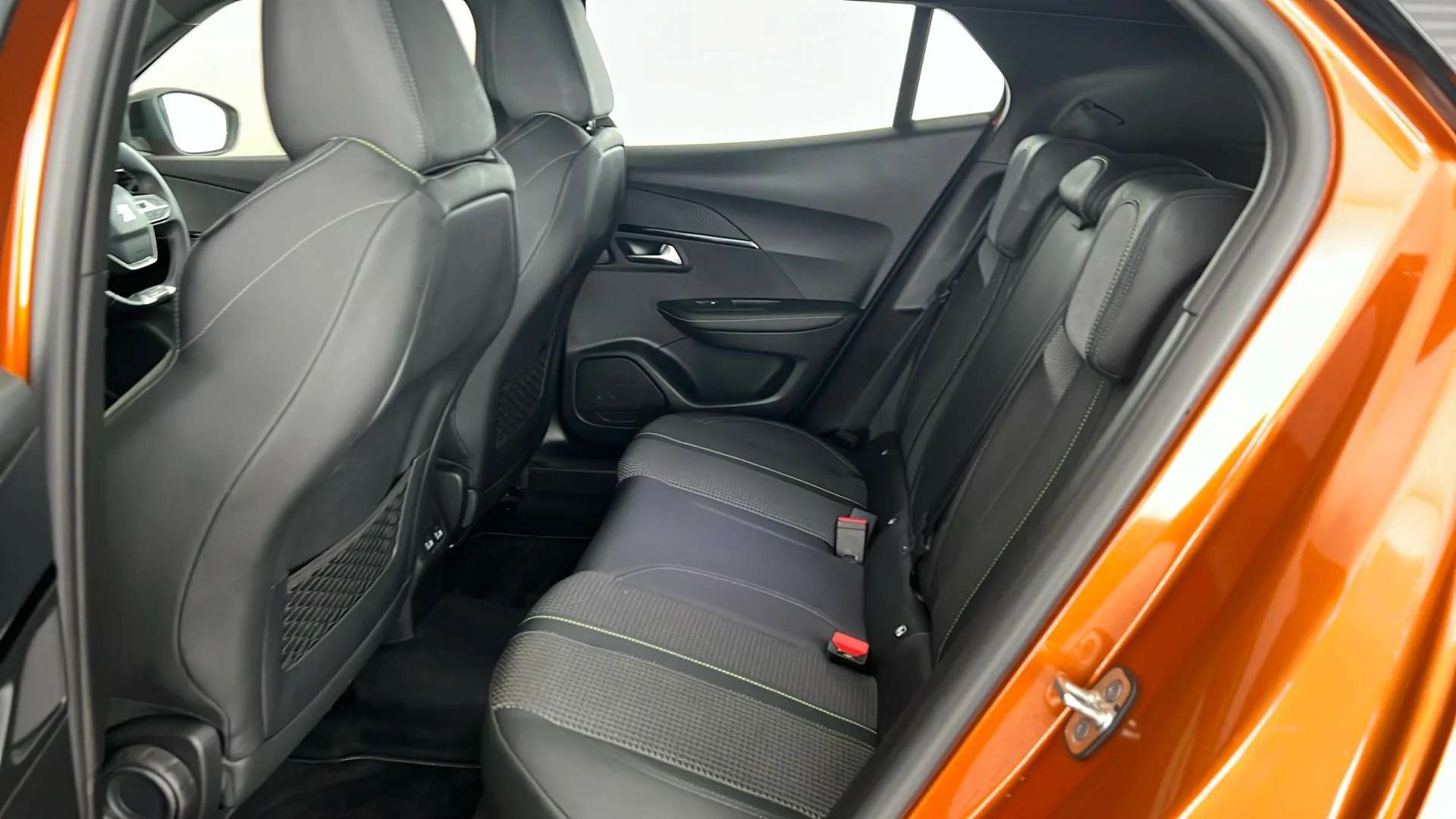 2023 PEUGEOT 2008 2023 PEUGEOT 2008