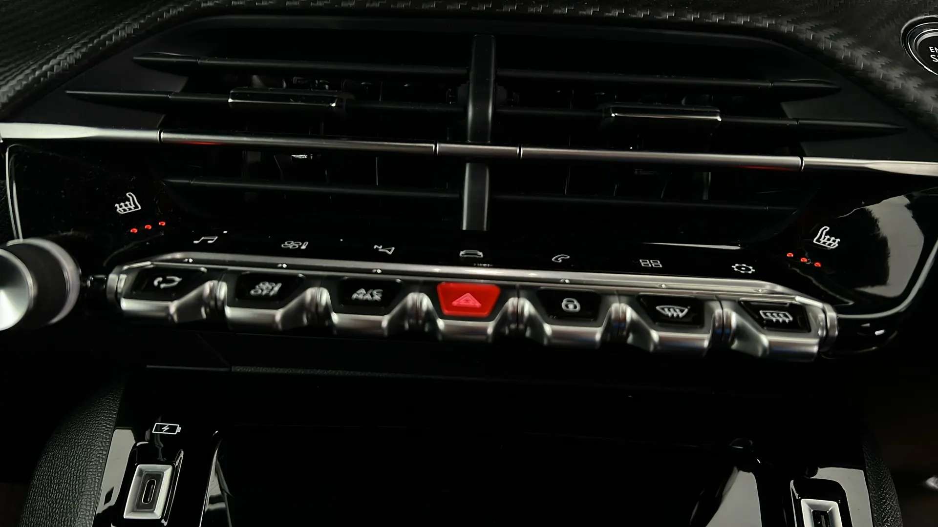 2023 PEUGEOT 2008 2023 PEUGEOT 2008