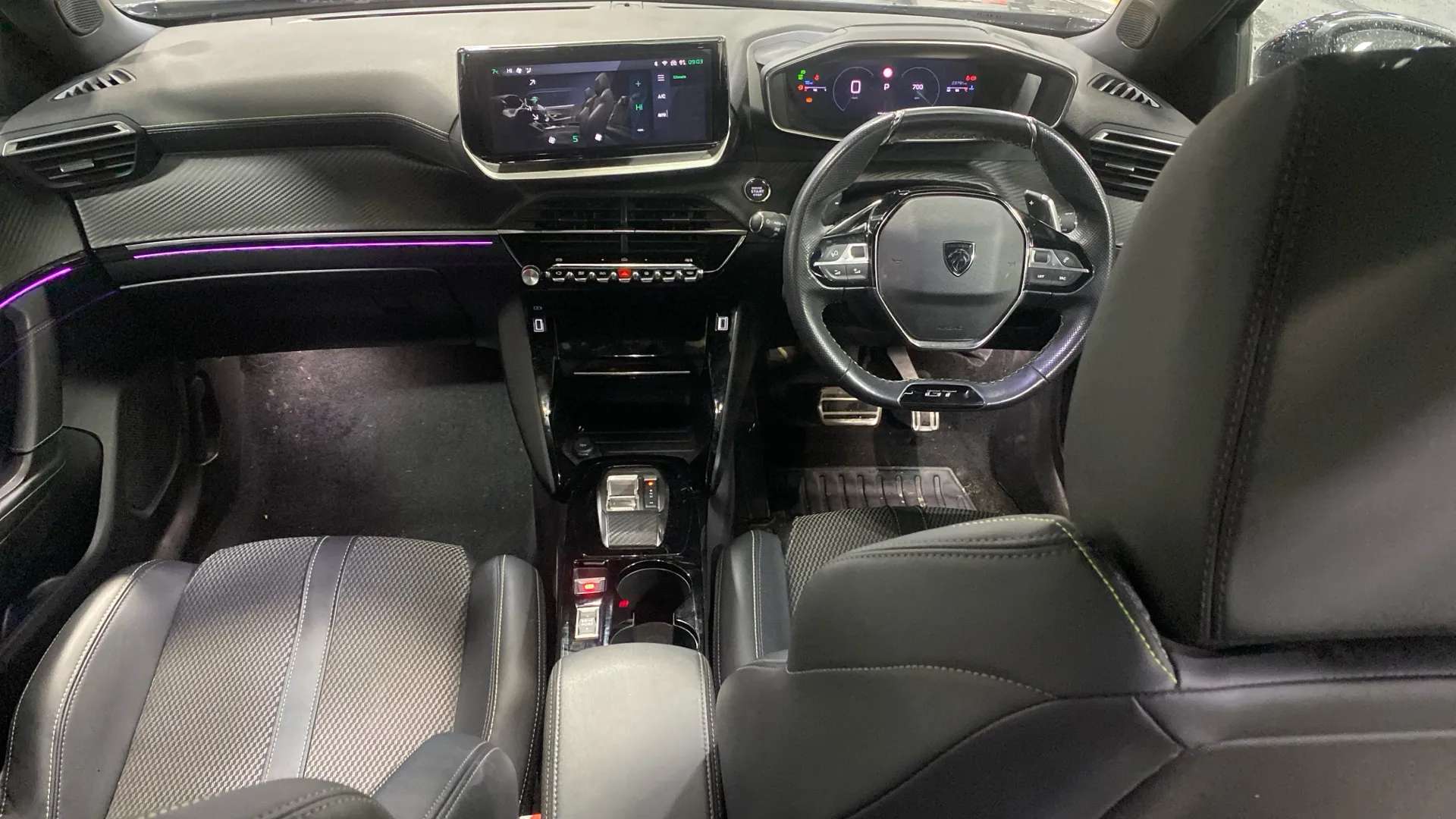 2024 PEUGEOT 2008 2024 PEUGEOT 2008