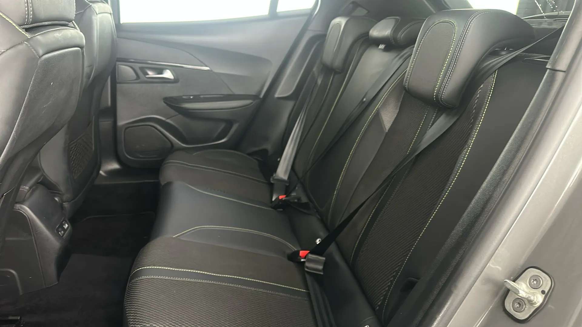 2024 PEUGEOT 2008 2024 PEUGEOT 2008