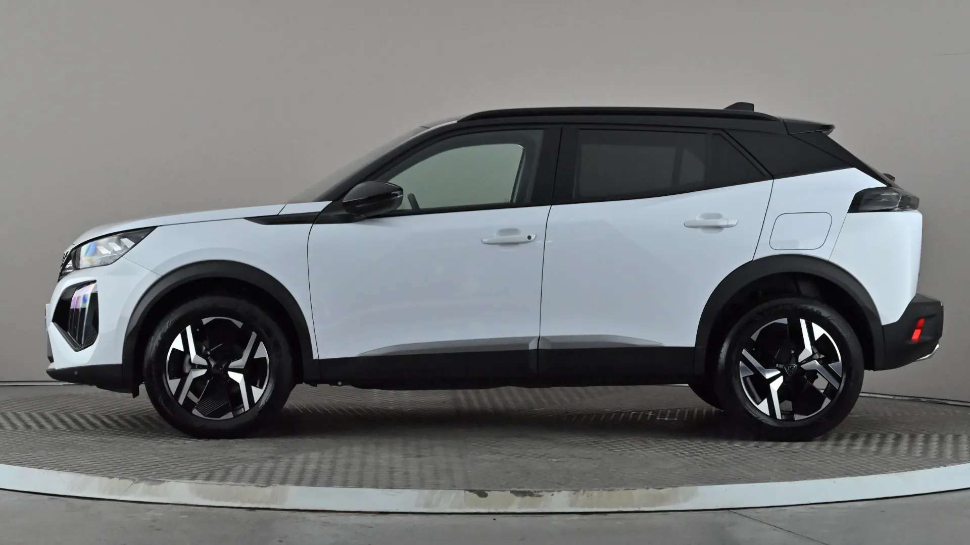 A 2025 PEUGEOT 2008 1.2 PureTech 130 GT EAT8 A 2025 PEUGEOT 2008 1.2 PureTech 130 GT EAT8