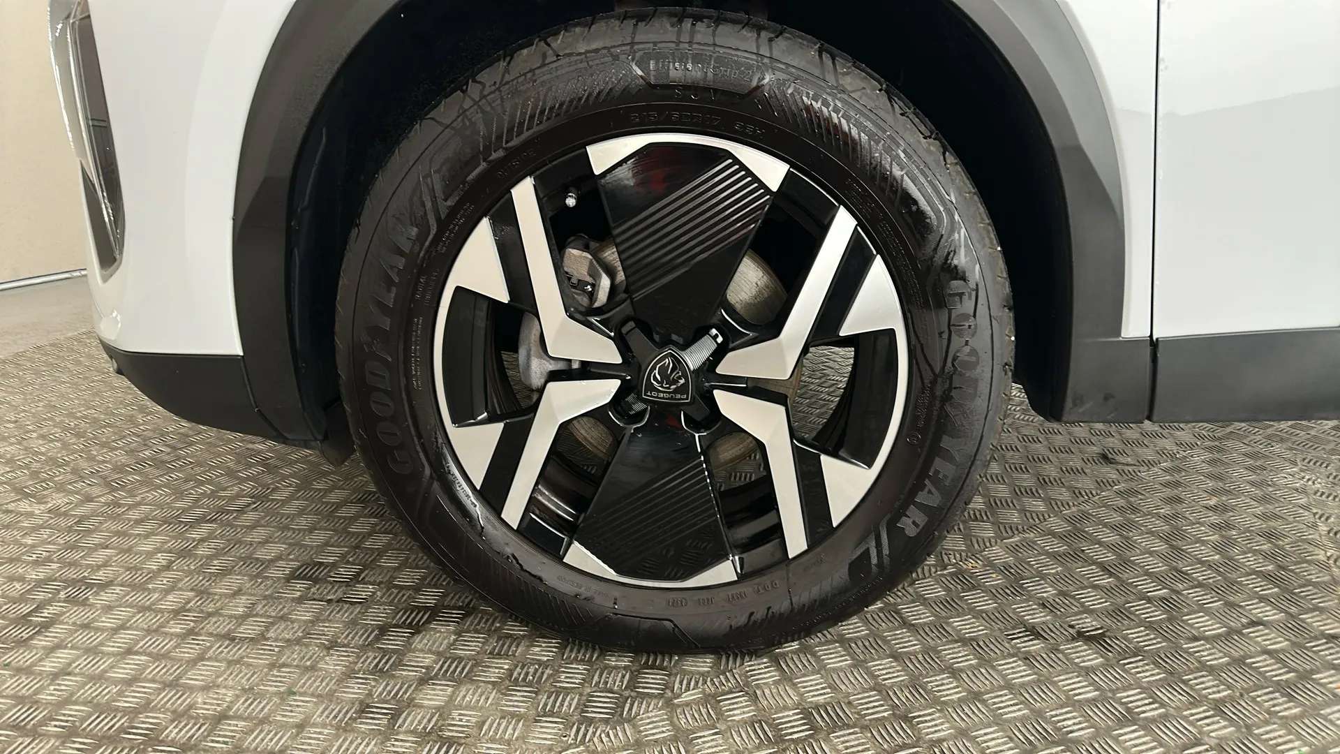 2025 PEUGEOT 2008 2025 PEUGEOT 2008