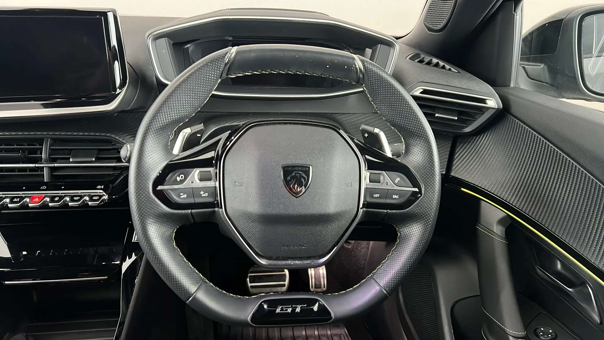 2024 PEUGEOT 2008 2024 PEUGEOT 2008