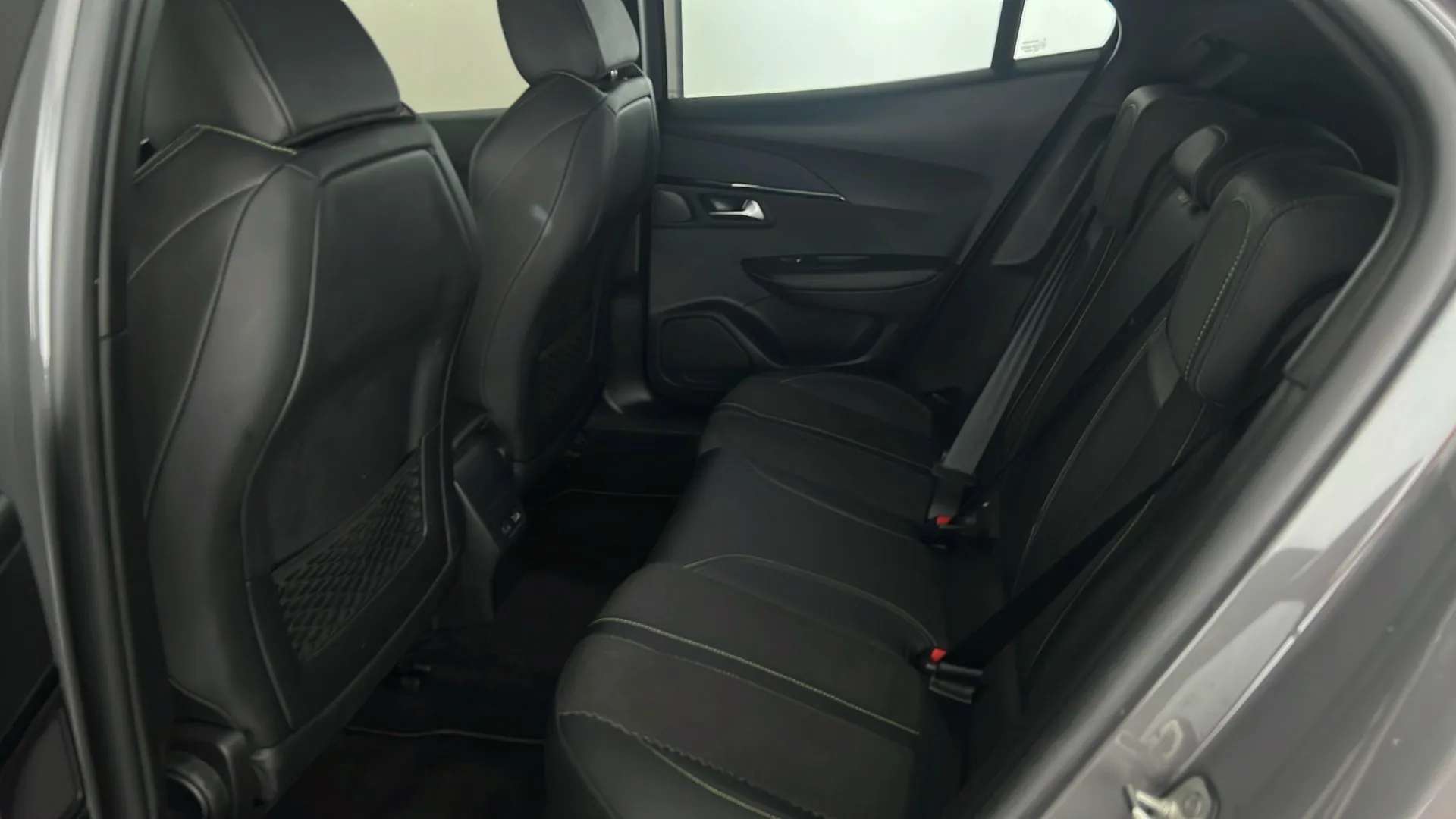 2023 PEUGEOT 2008 2023 PEUGEOT 2008
