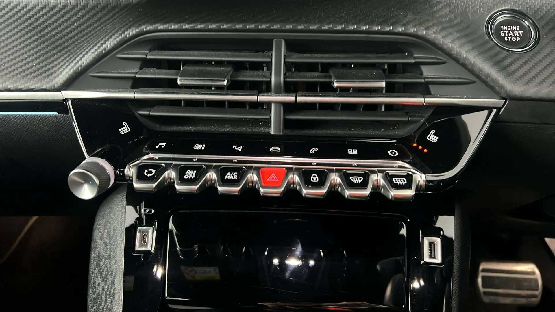 2023 PEUGEOT 2008 2023 PEUGEOT 2008