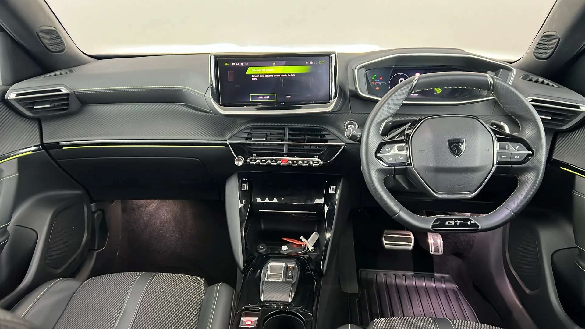 2024 PEUGEOT 2008 2024 PEUGEOT 2008