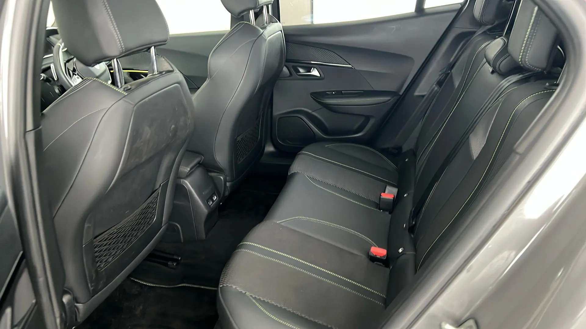 2024 PEUGEOT 2008 2024 PEUGEOT 2008