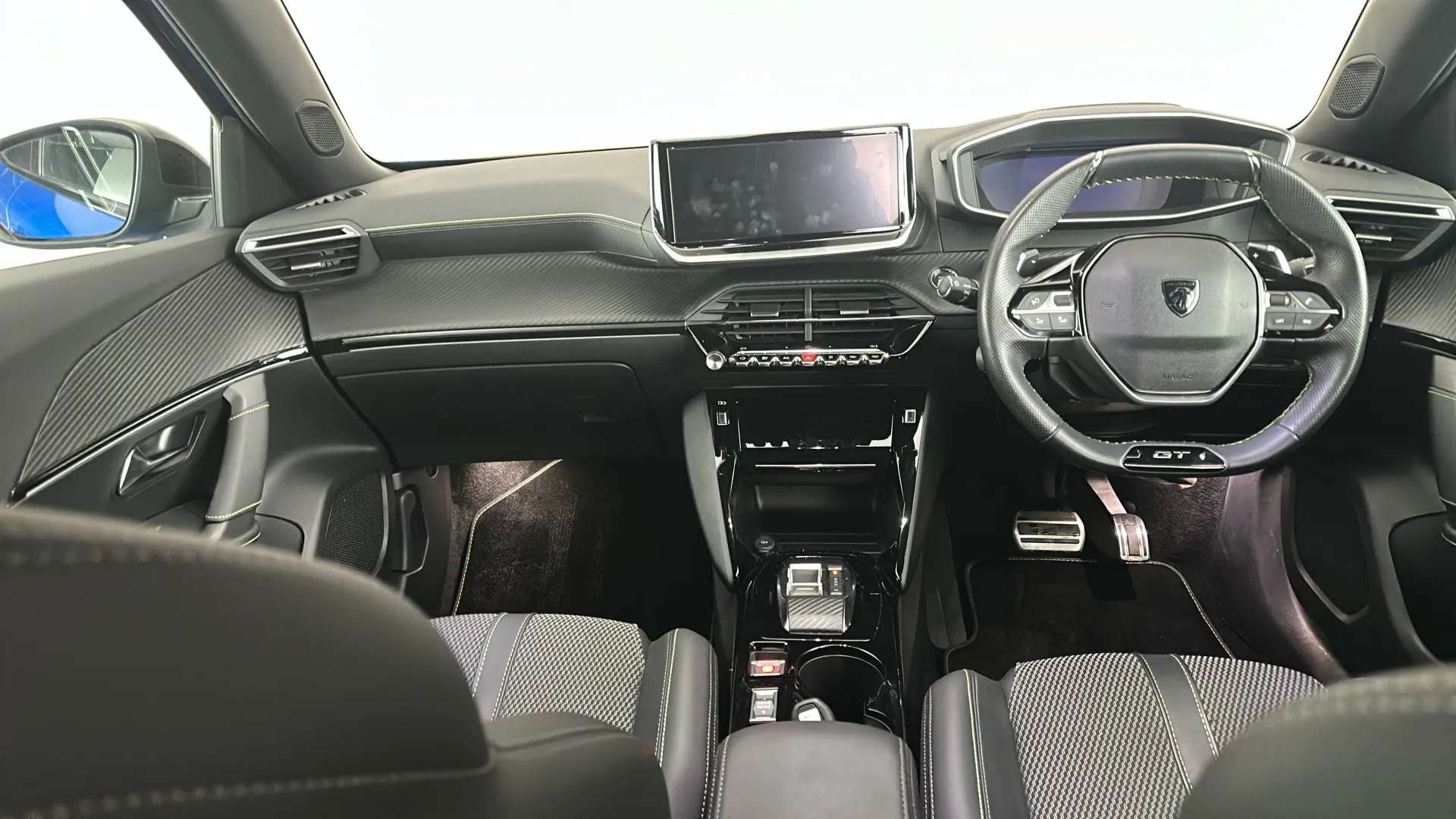 2023 PEUGEOT 2008 2023 PEUGEOT 2008