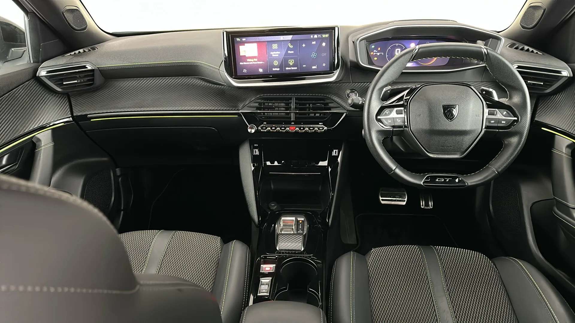 2025 PEUGEOT 2008 2025 PEUGEOT 2008